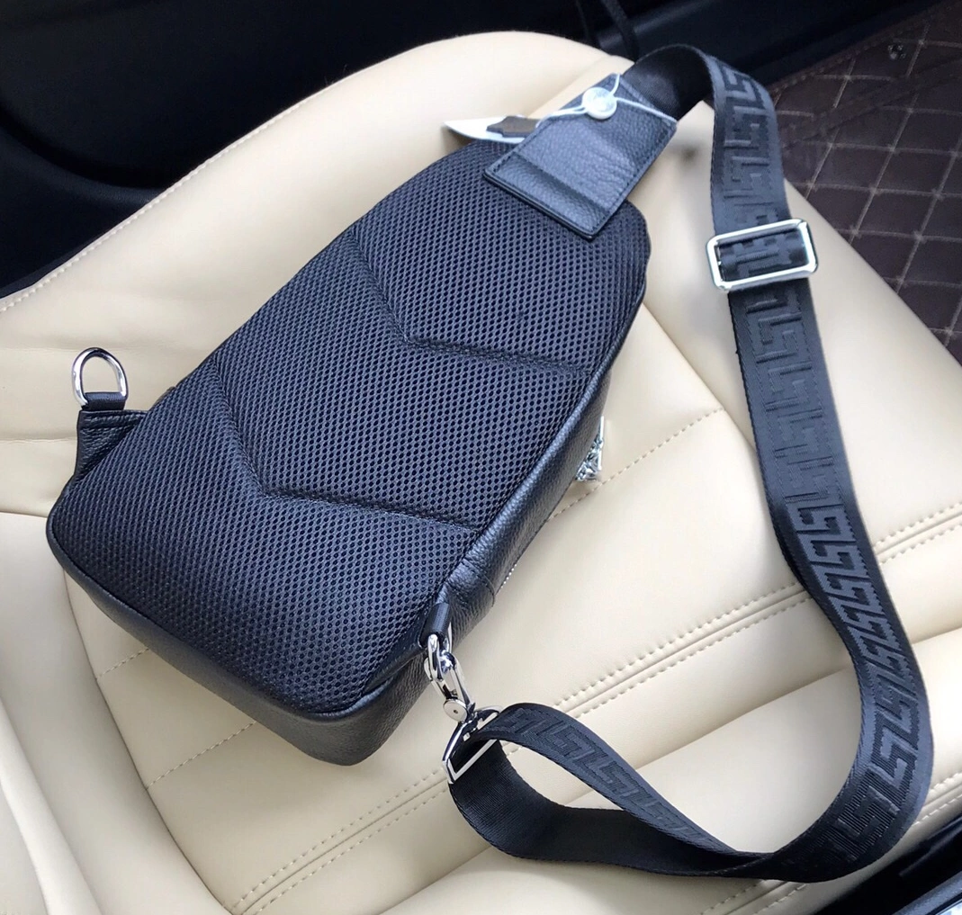 Cozy 4252 Versace AAA Man Messenger Bags
