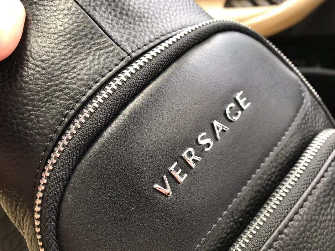 Cozy 4252 Versace AAA Man Messenger Bags