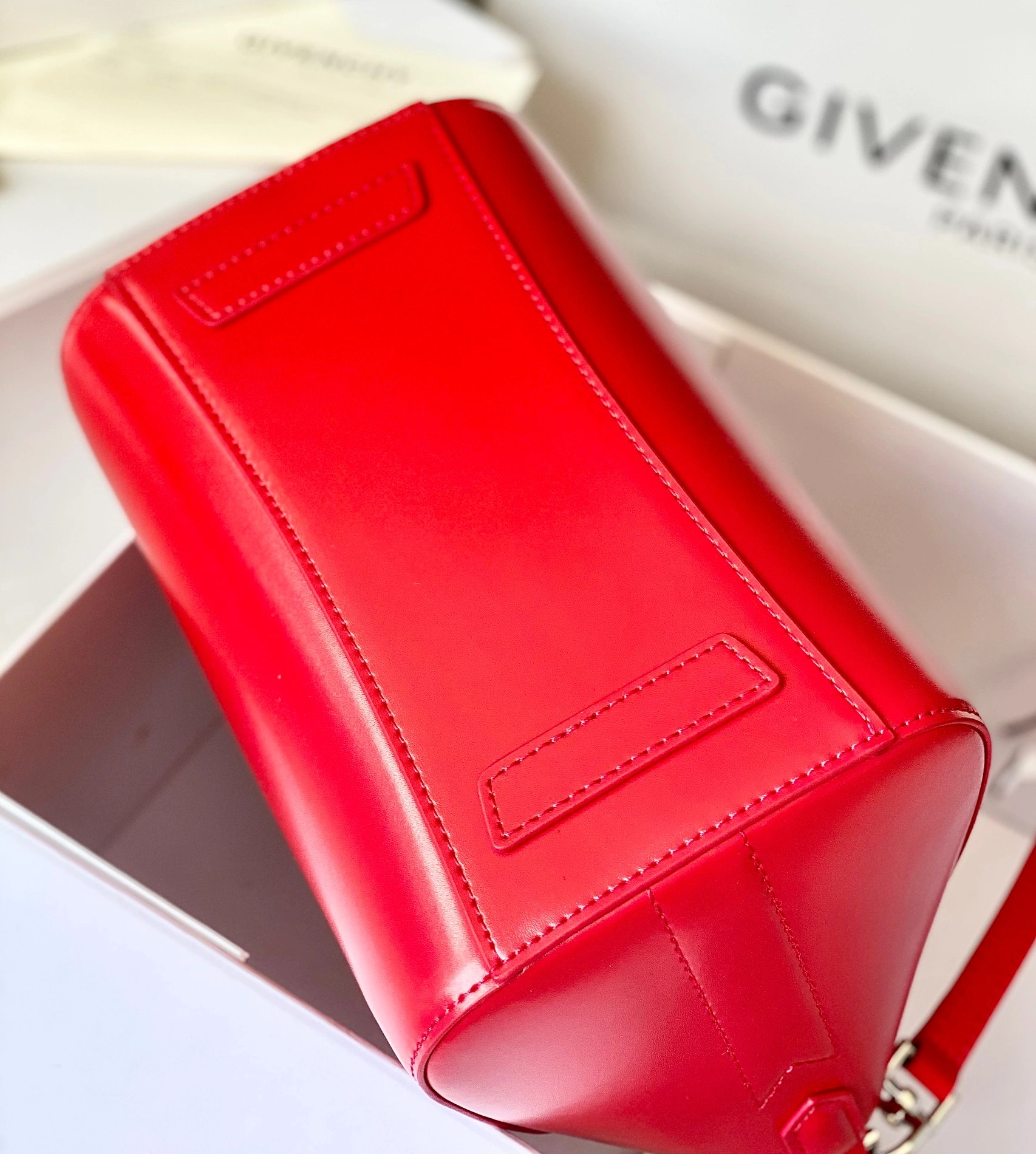 Cozy 4284 Givenchy AAA Quality Handbags For Women