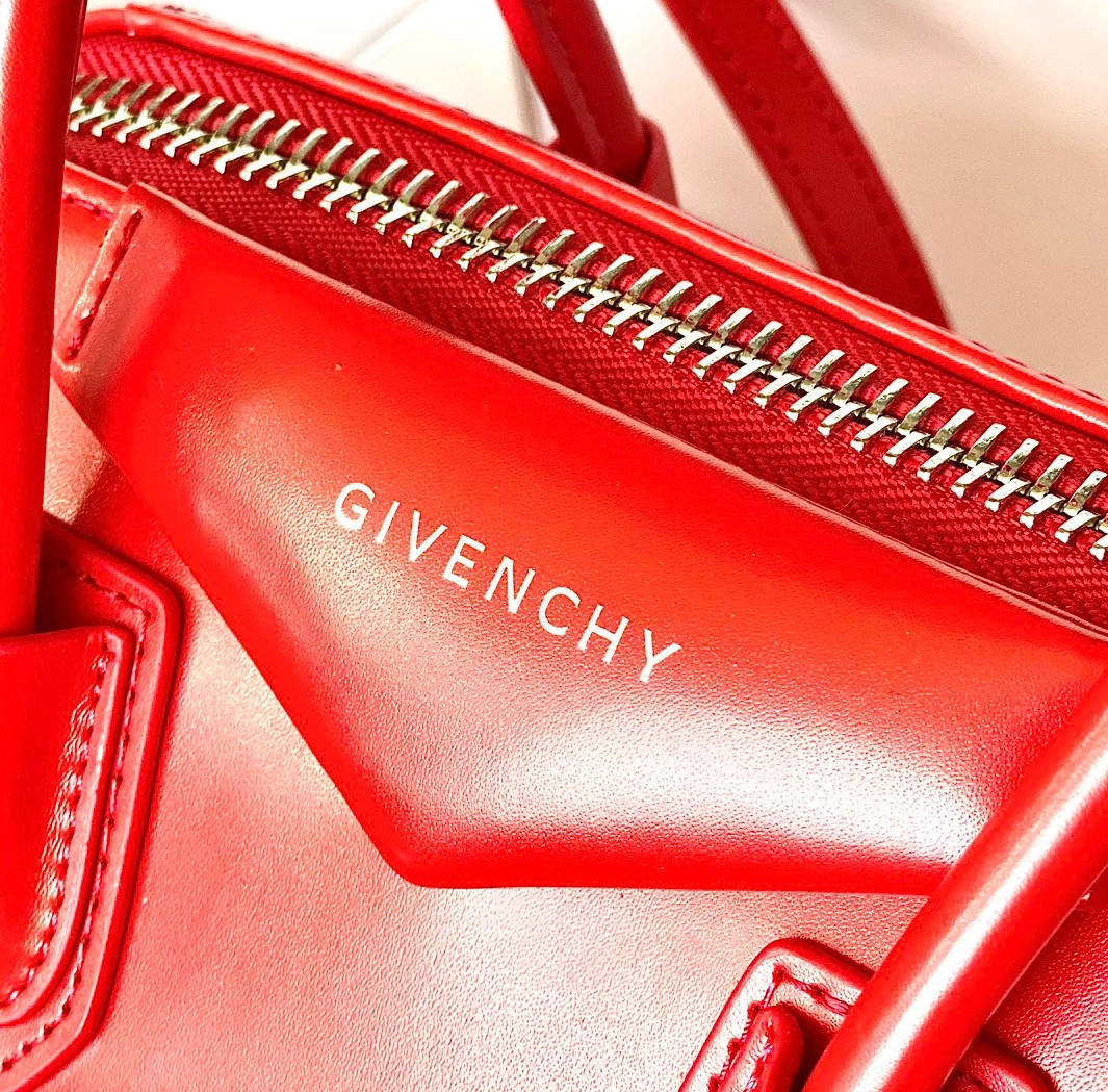 Cozy 4284 Givenchy AAA Quality Handbags For Women