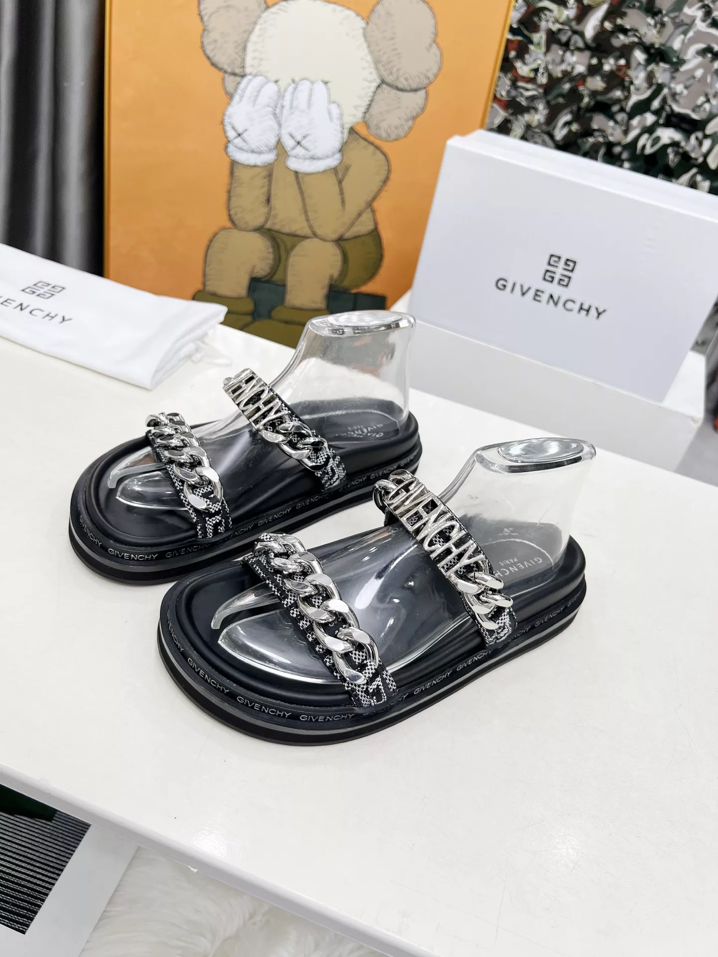 Cozy 4303 Givenchy Slippers For Women
