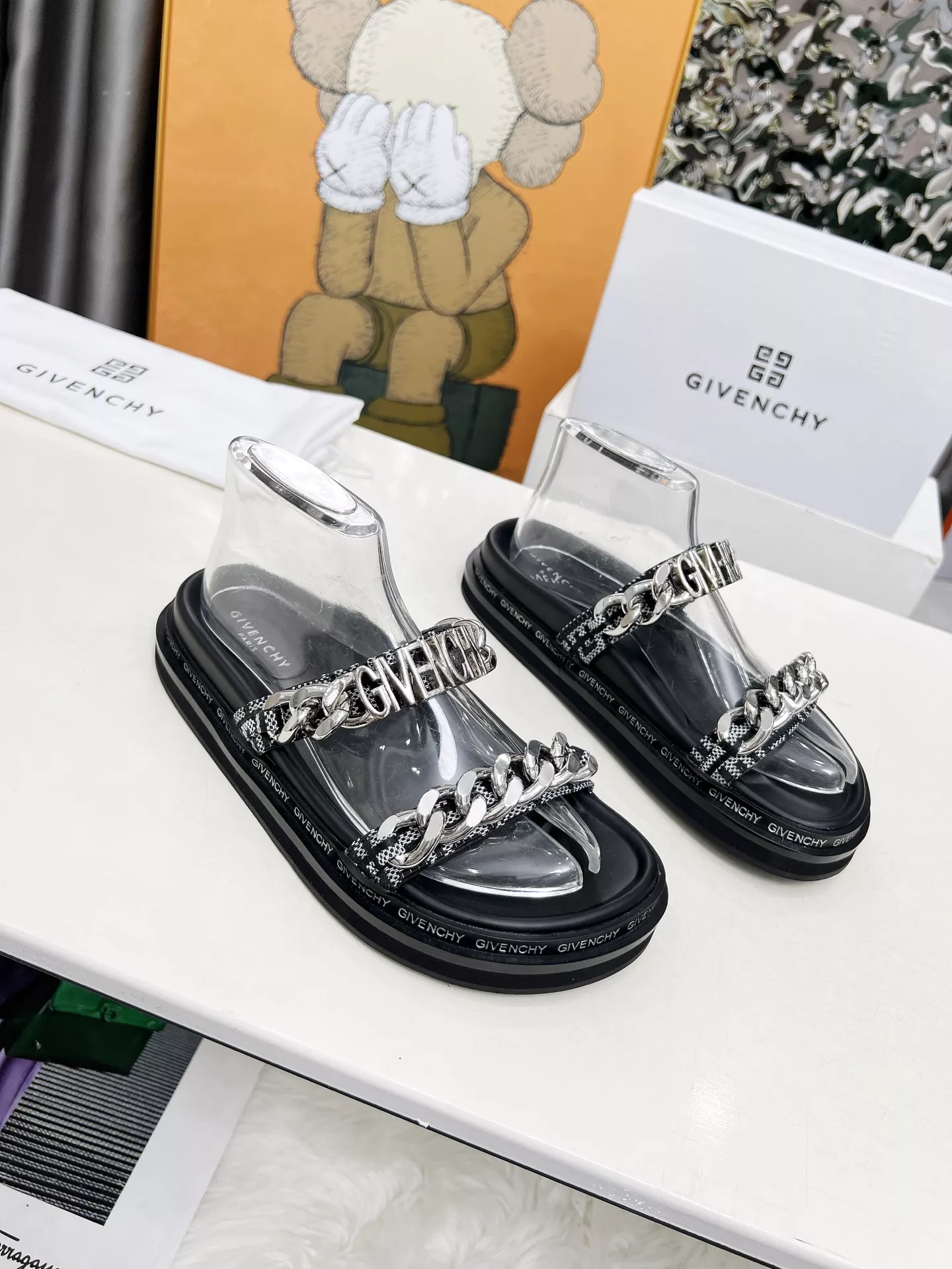 Cozy 4303 Givenchy Slippers For Women