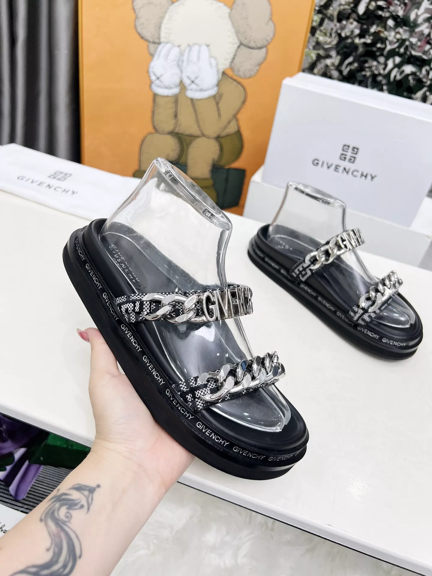 Cozy 4303 Givenchy Slippers For Women