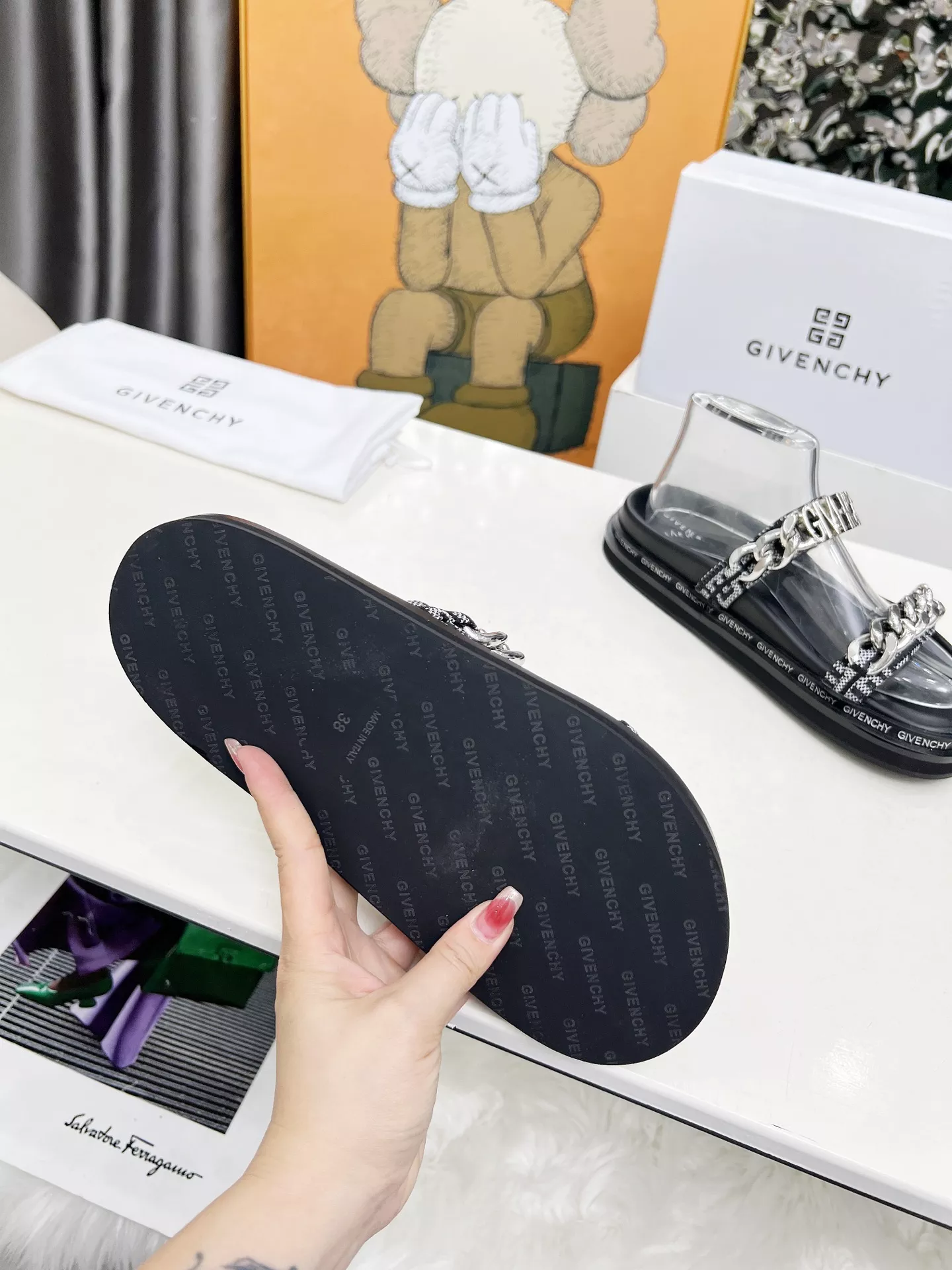 Cozy 4303 Givenchy Slippers For Women