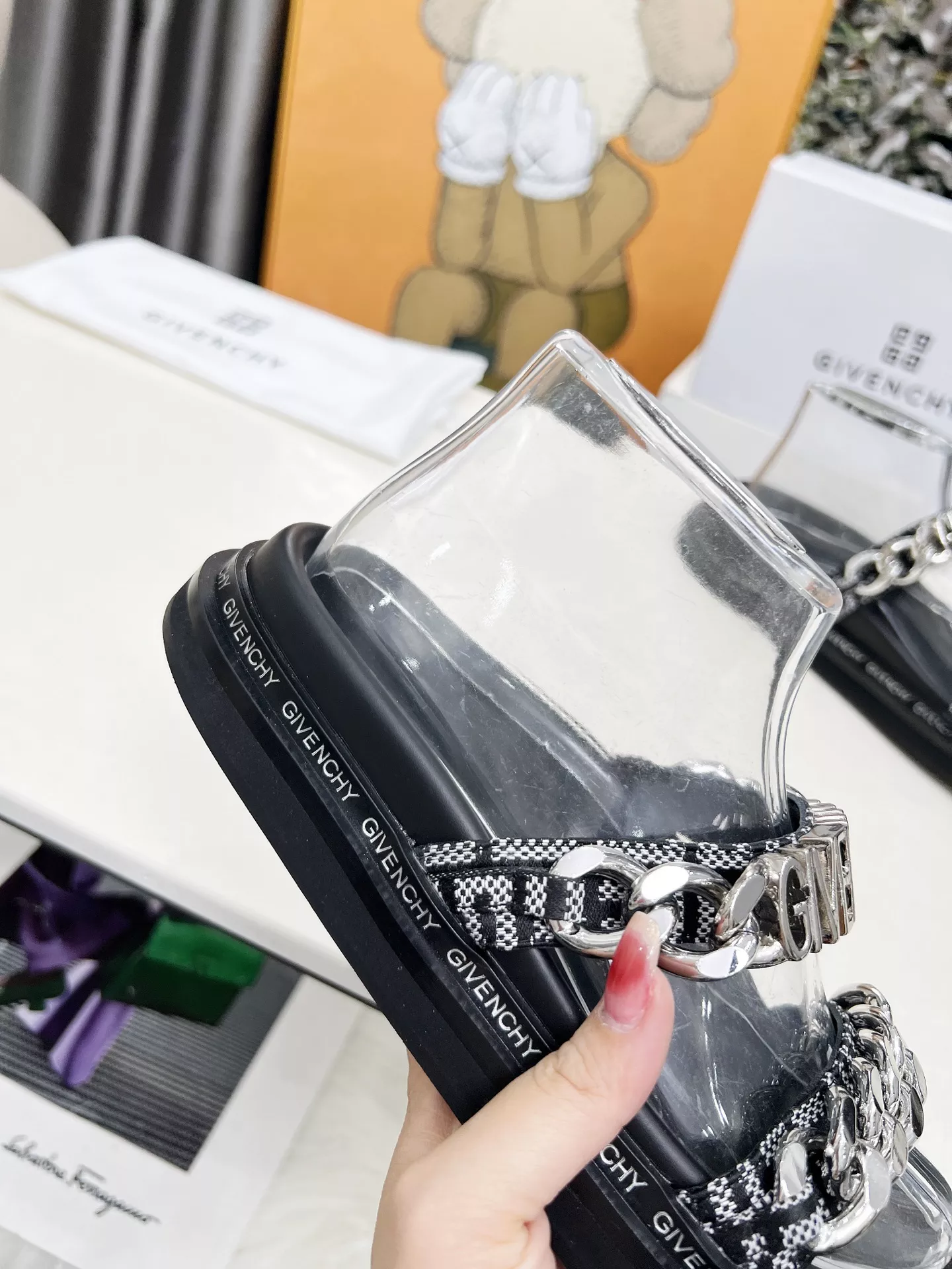 Cozy 4303 Givenchy Slippers For Women