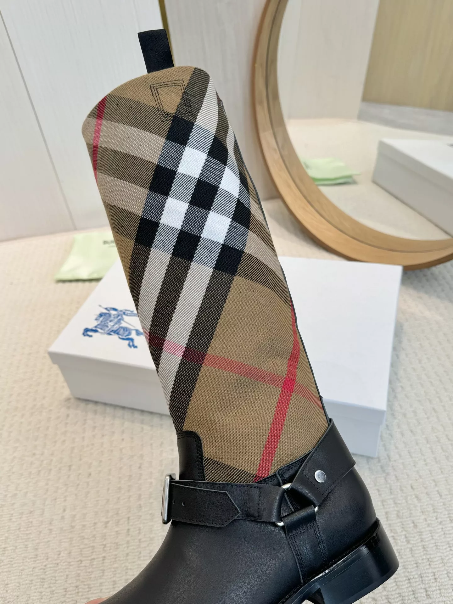 Cozy 4691 Burberry Boots For Women