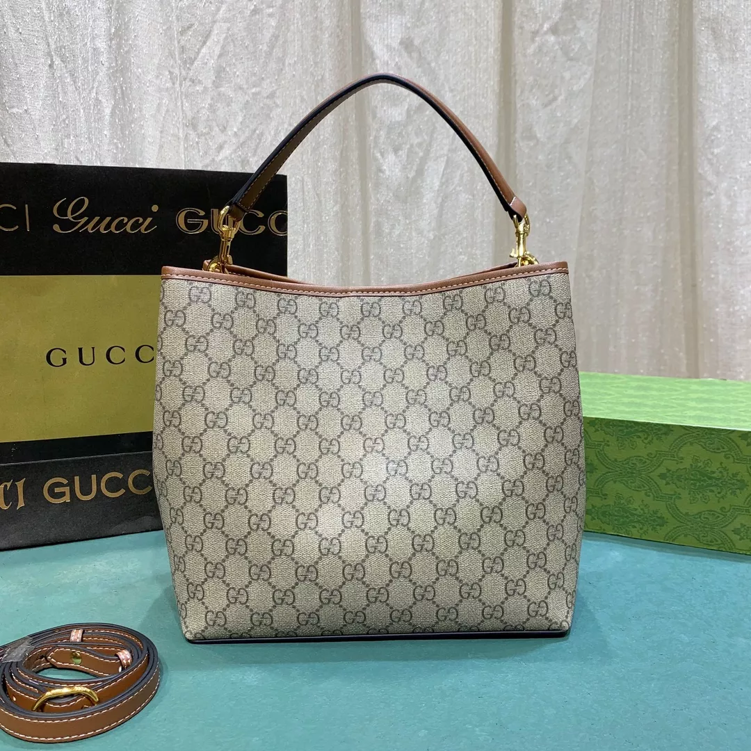 Cozy 4696 Gucci AAA Quality Handbags For Women