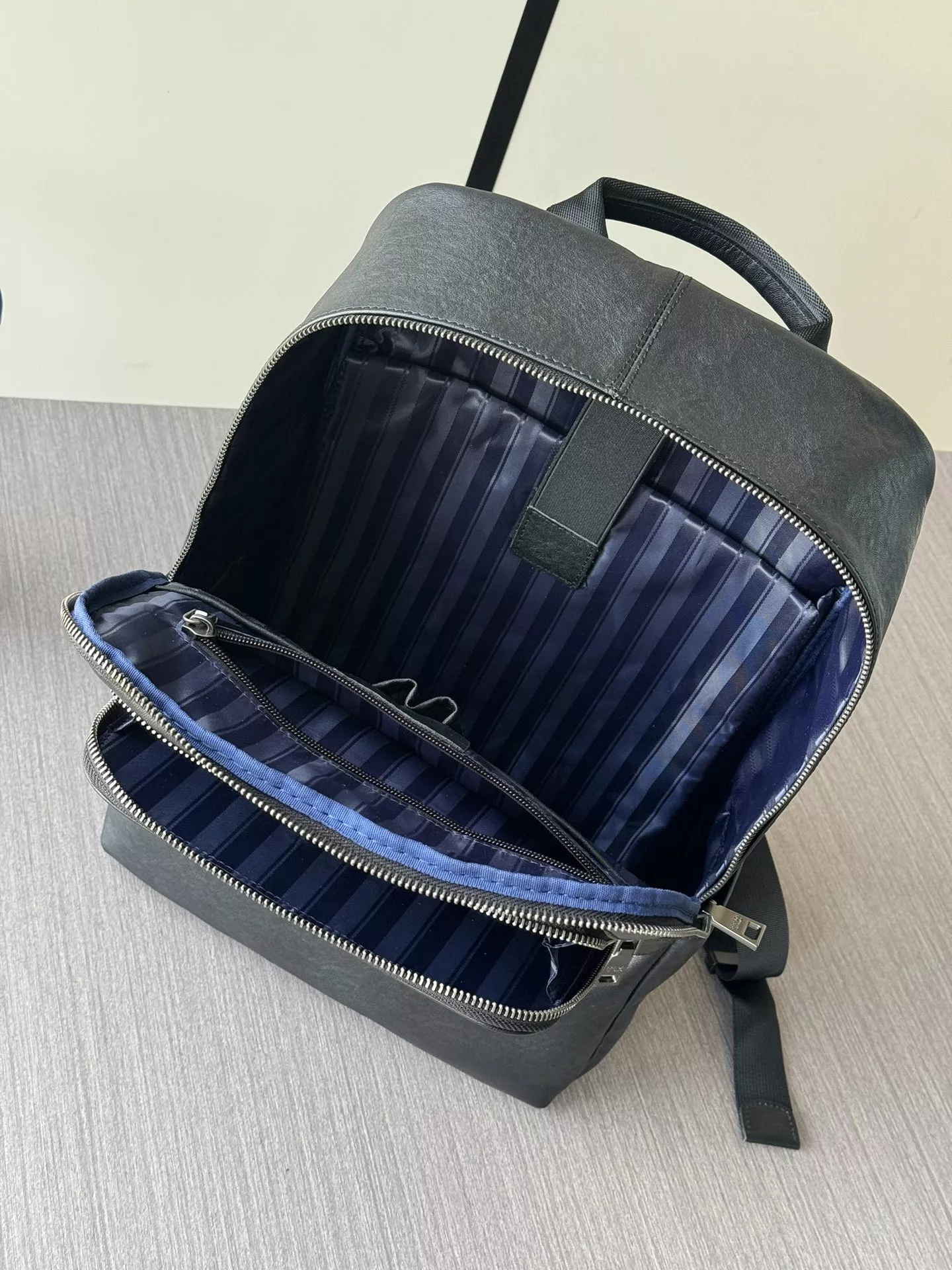 Cozy 4835 Prada AAA Man Backpacks