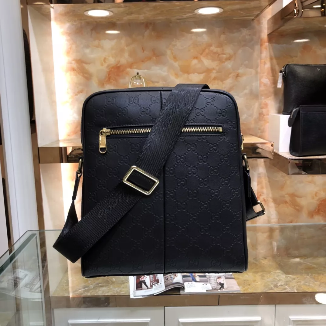 Cozy 4909 Gucci AAA Man Messenger Bags