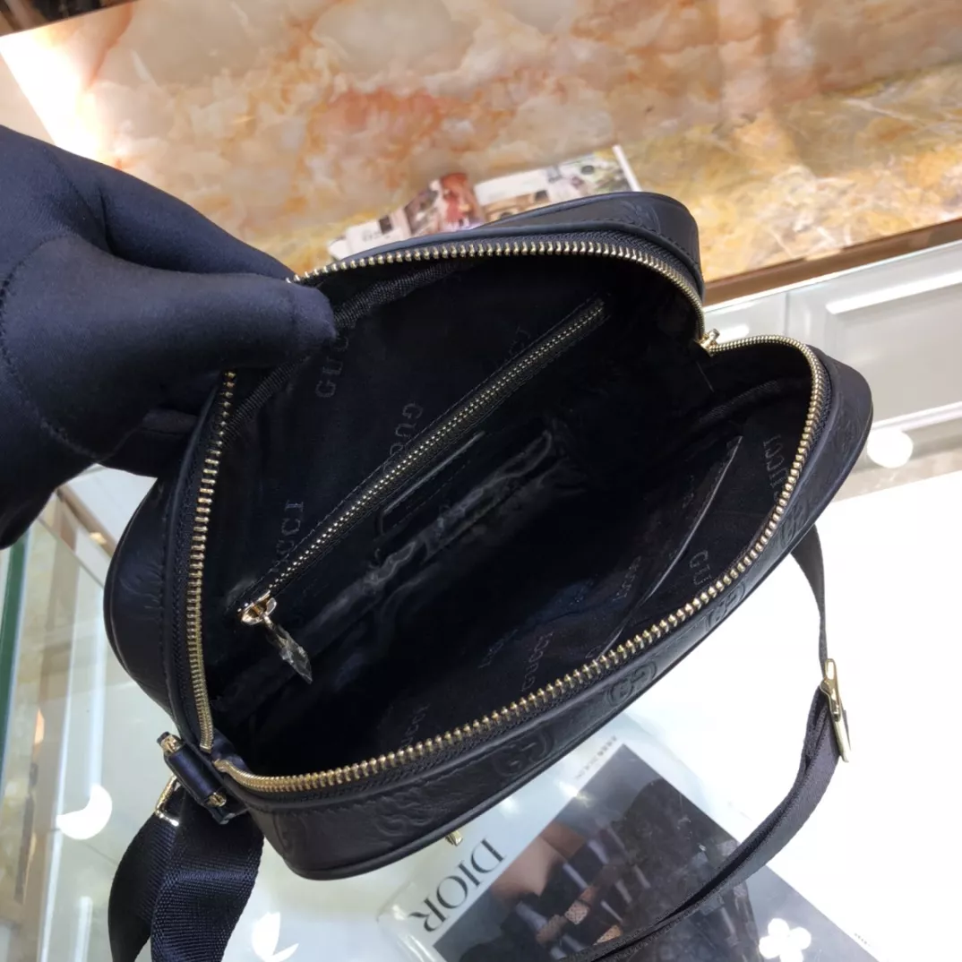 Cozy 4909 Gucci AAA Man Messenger Bags