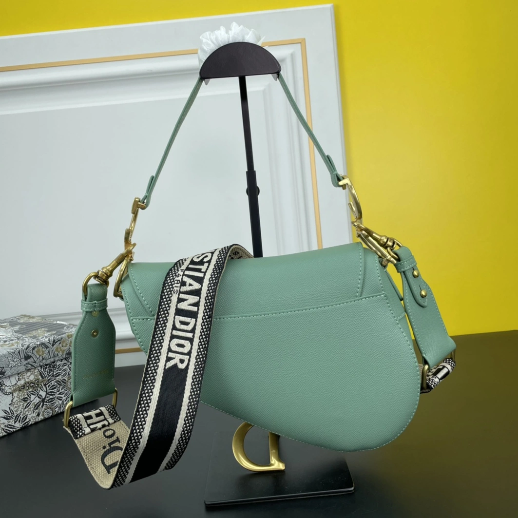 Cozy 4970 Christian Dior AAA Quality Messenger Bags For Women