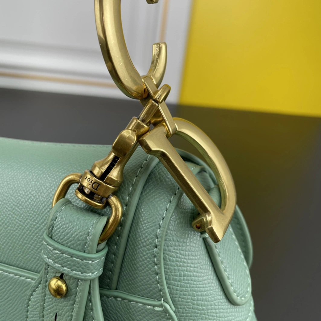 Cozy 4970 Christian Dior AAA Quality Messenger Bags For Women