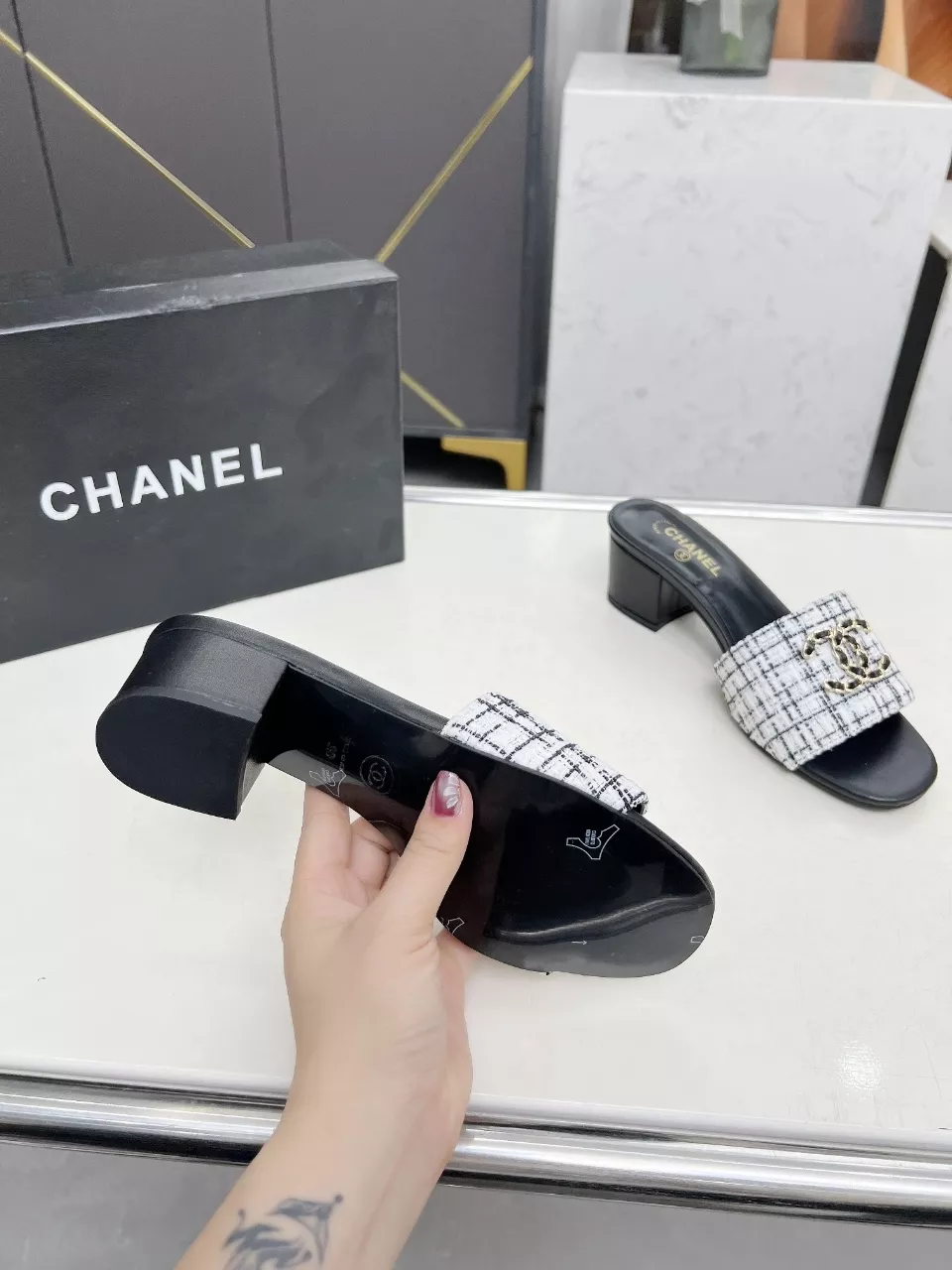 Cozy 4977 Chanel Slippers For Women