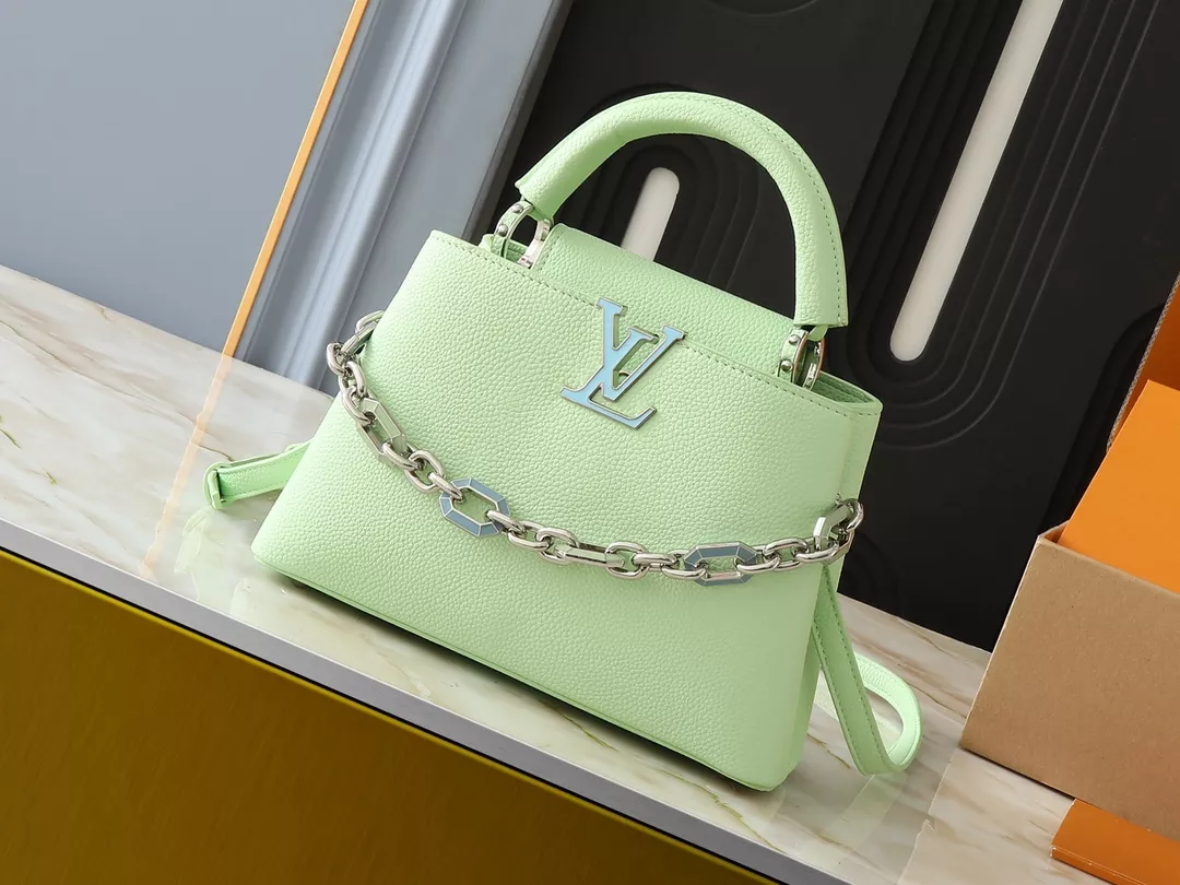 Cozy 5053 Louis Vuitton AAA Quality Messenger Bags For Women