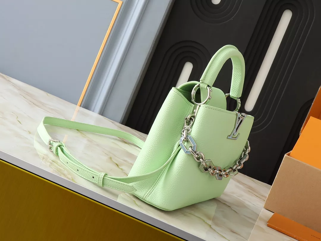 Cozy 5053 Louis Vuitton AAA Quality Messenger Bags For Women