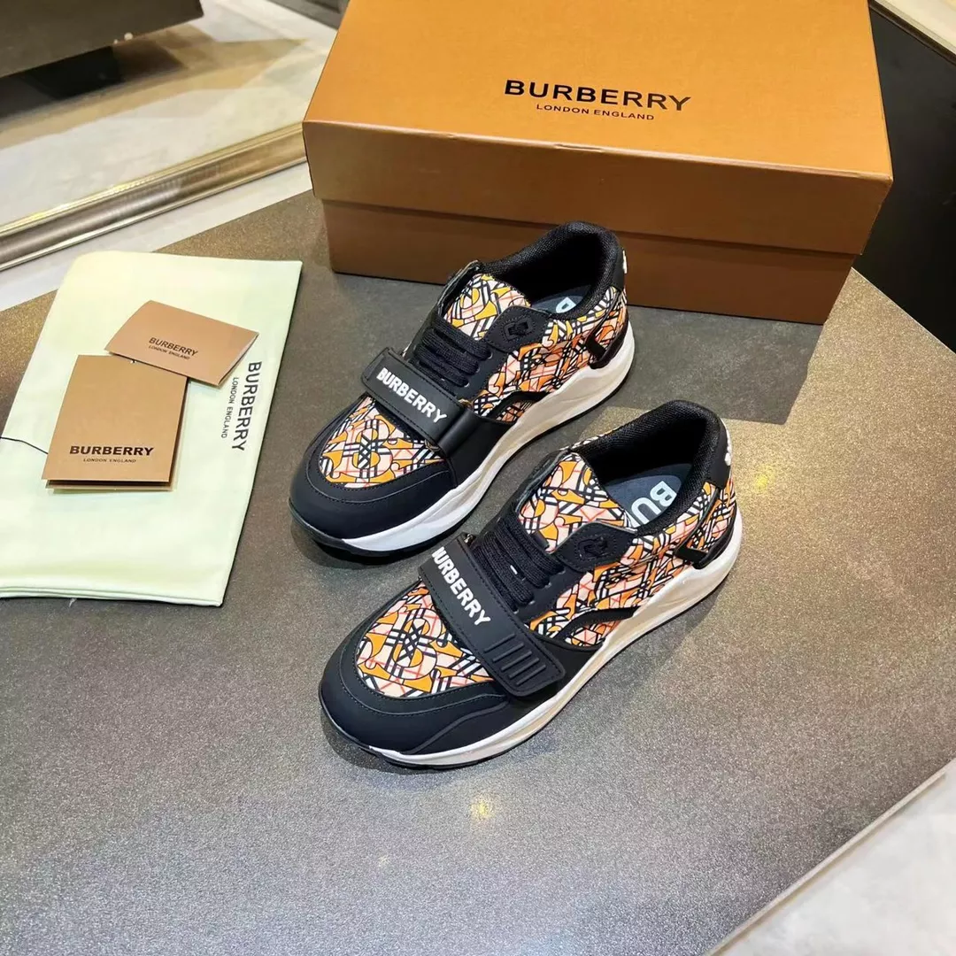 Cozy 5259 Burberry Casual Shoes For Men