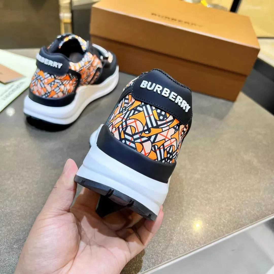 Cozy 5259 Burberry Casual Shoes For Men