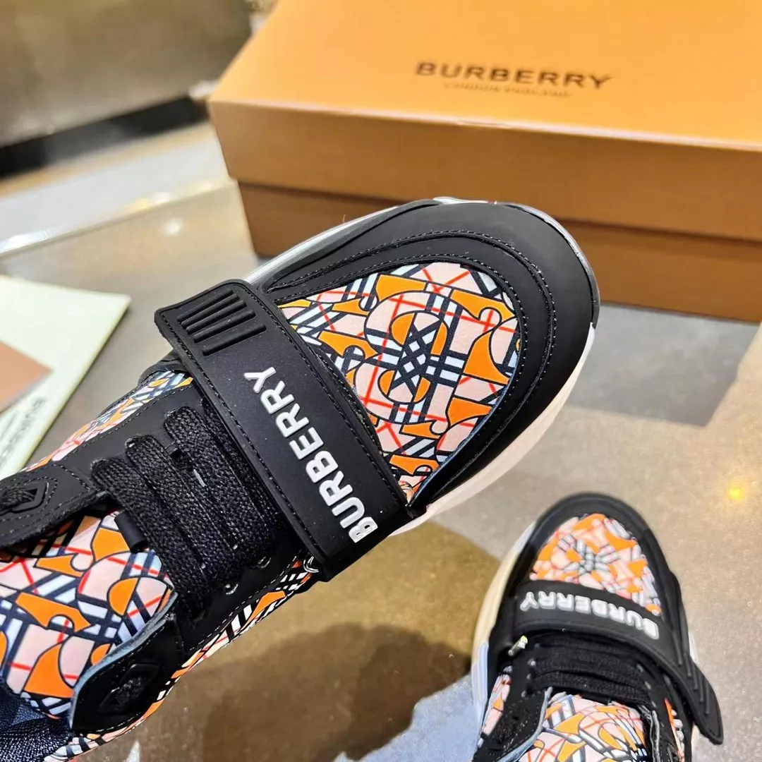 Cozy 5259 Burberry Casual Shoes For Men
