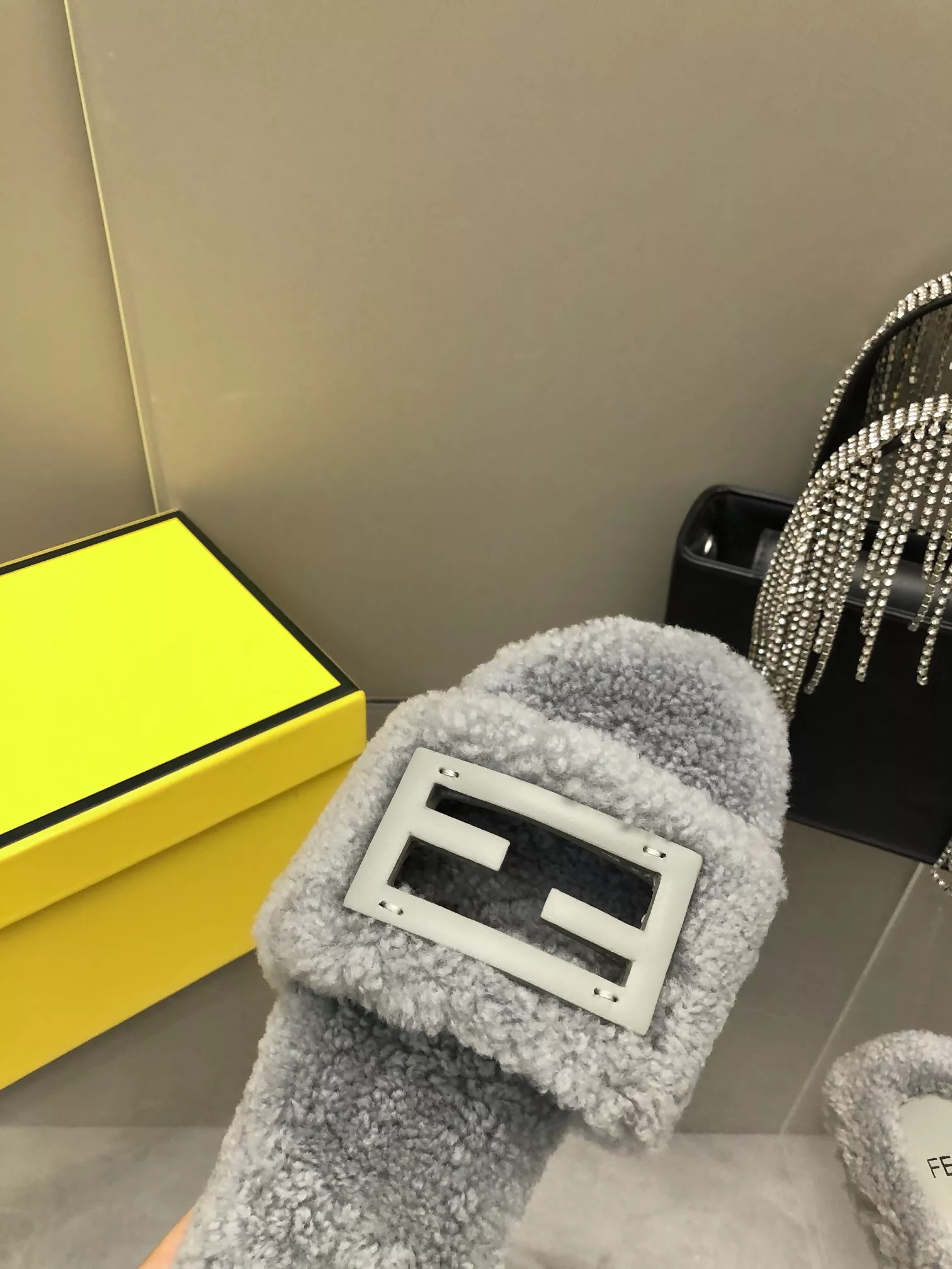 Cozy 533 Fendi Slippers For Women