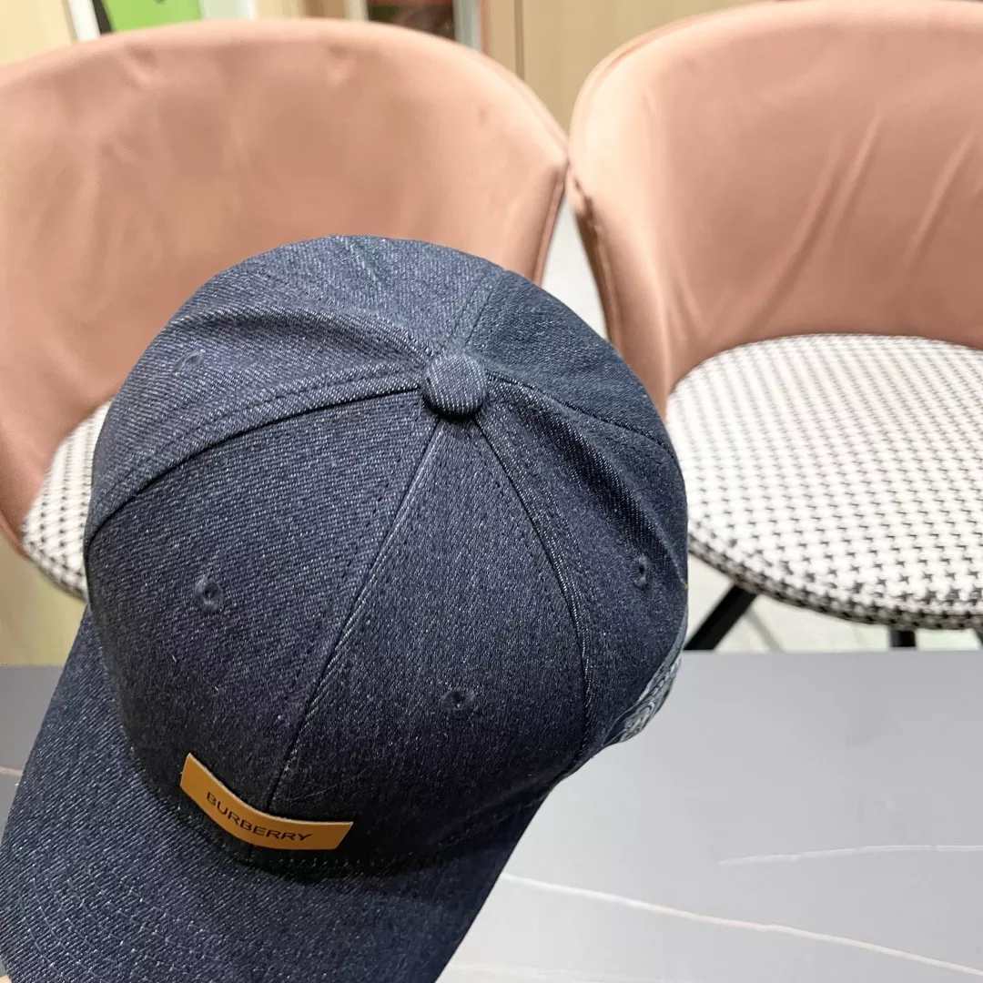Cozy 5556 Burberry Caps