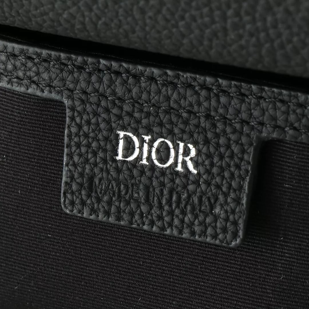 Cozy 5563 Christian Dior AAA Man Backpacks