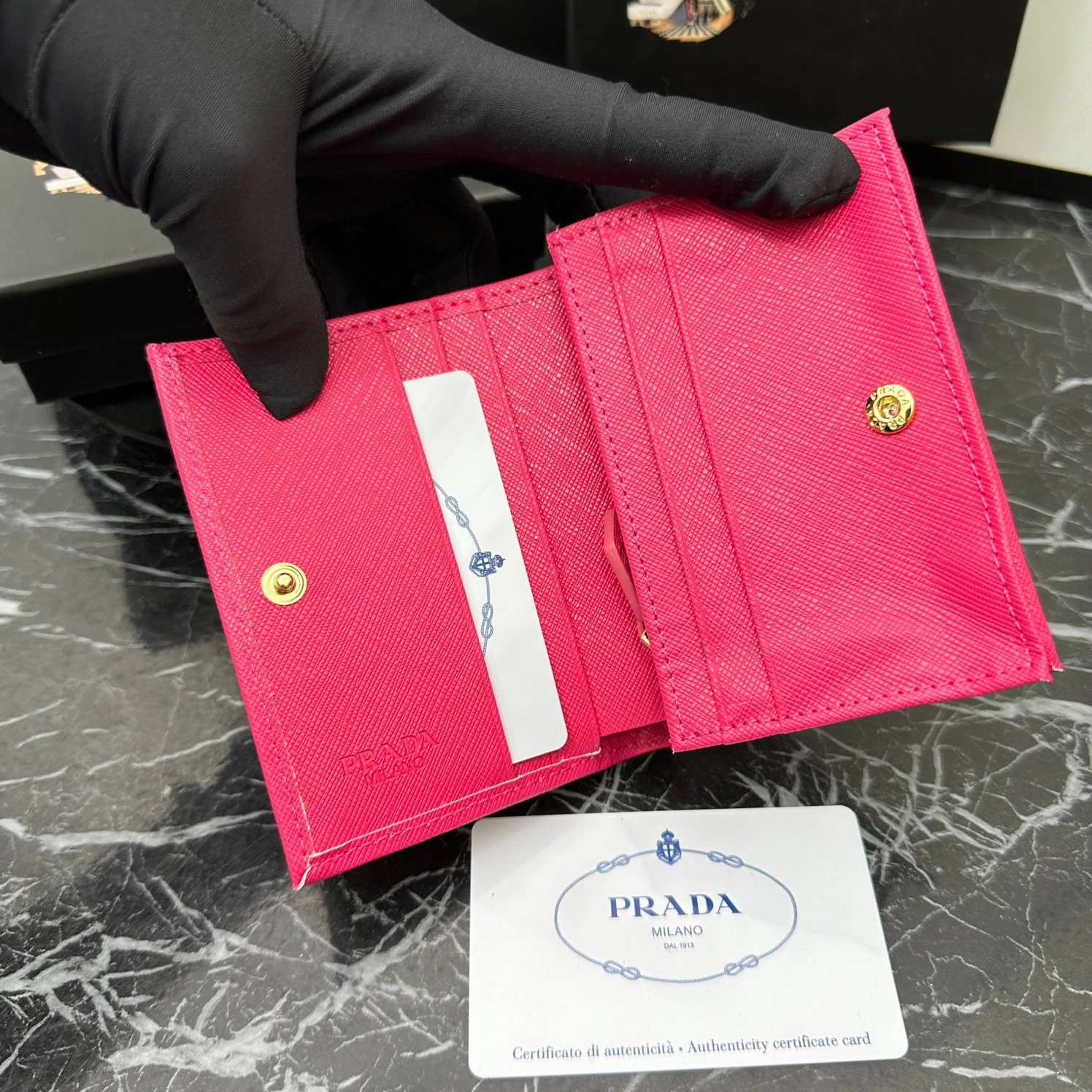 Cozy 5639 Prada Wallets For Women