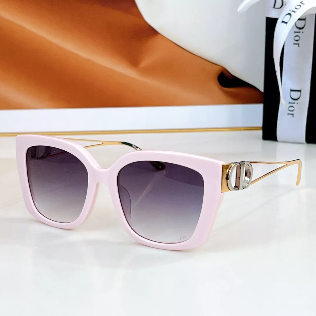 Cozy 5695 Christian Dior AAA Quality Sunglasses