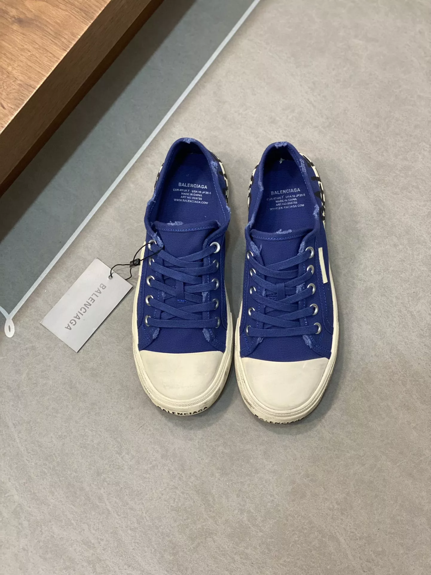 Cozy 5717 Balenciaga Casual Shoes For Men