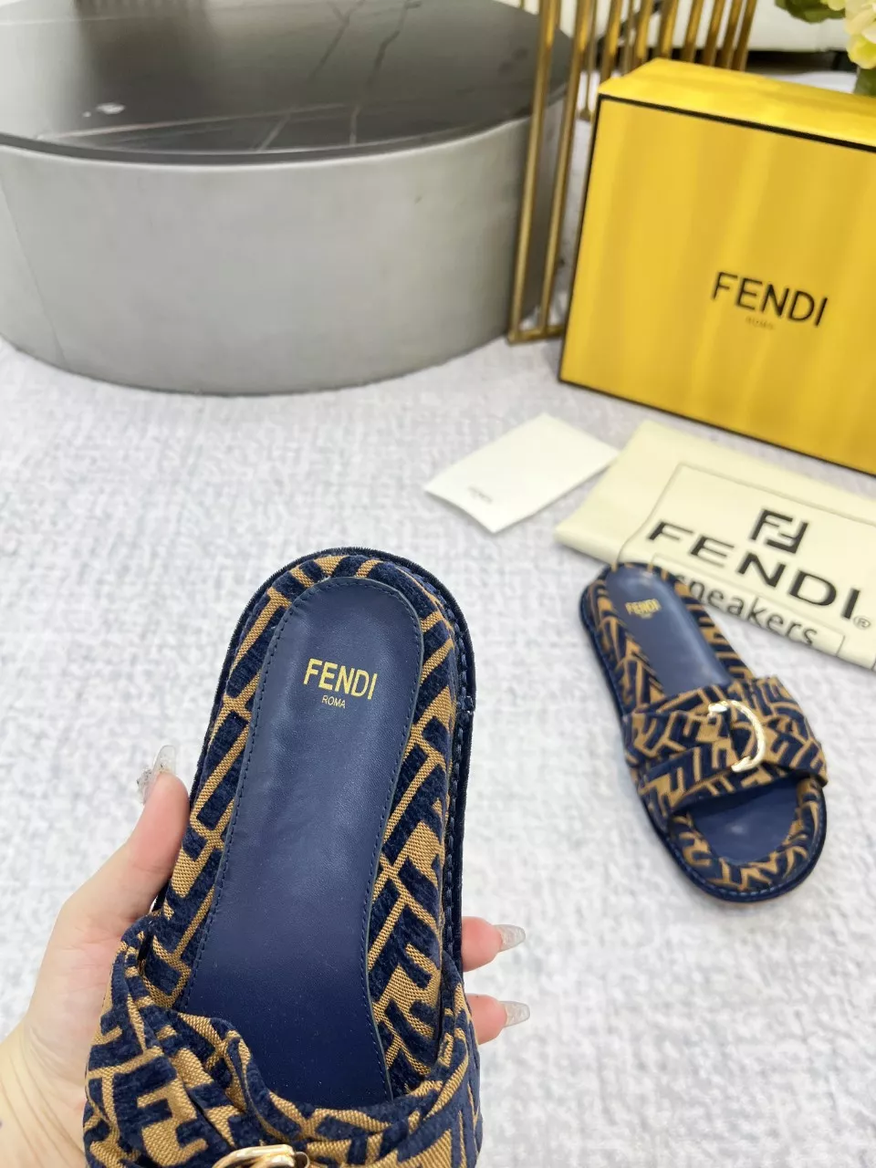 Cozy 5726 Fendi Slippers For Women