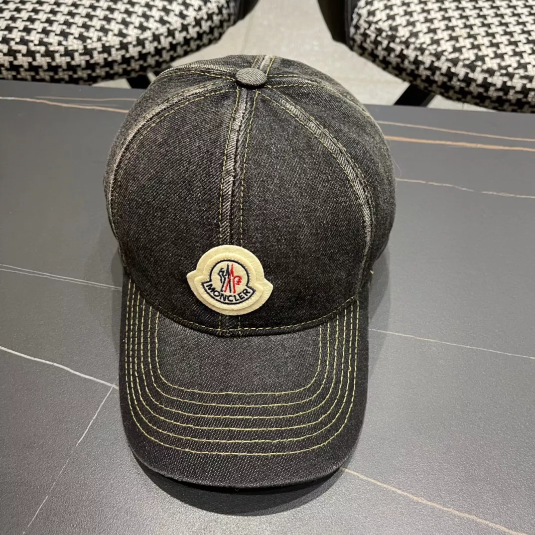 Cozy 580 Moncler Caps