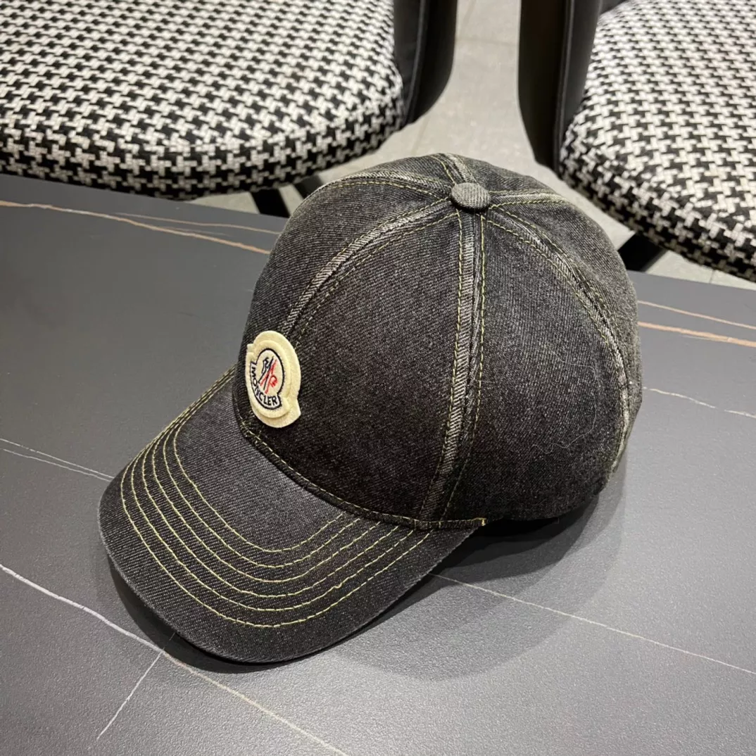 Cozy 580 Moncler Caps