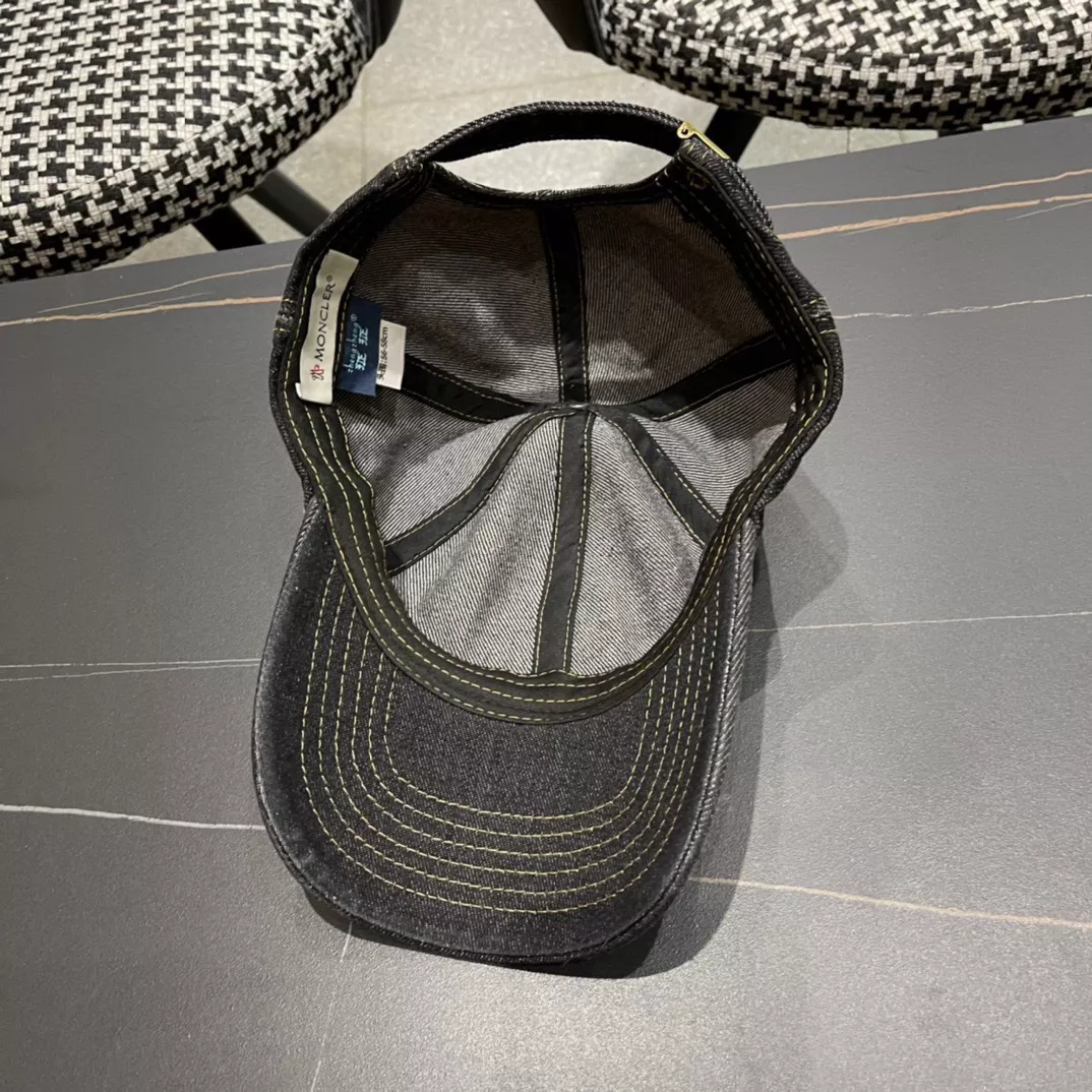 Cozy 580 Moncler Caps