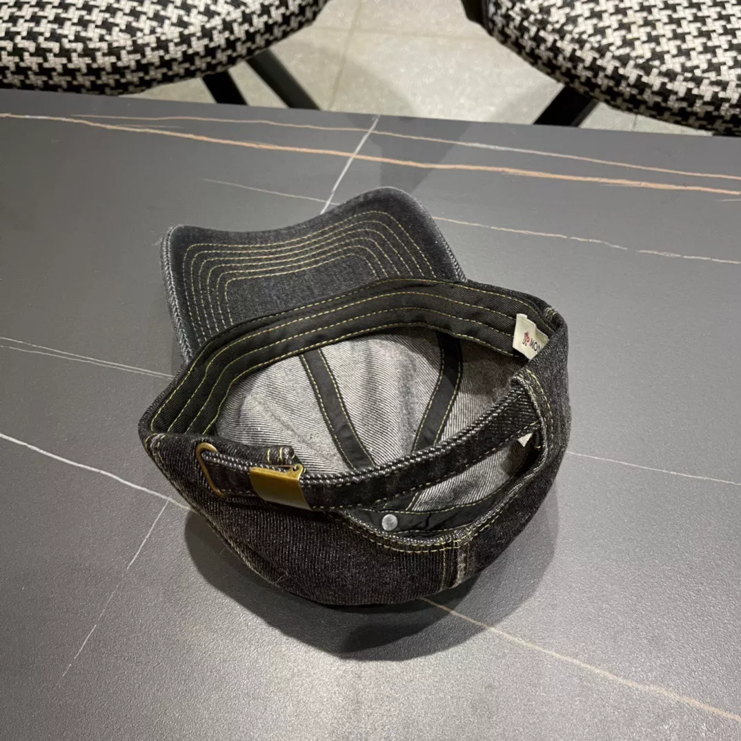 Cozy 580 Moncler Caps