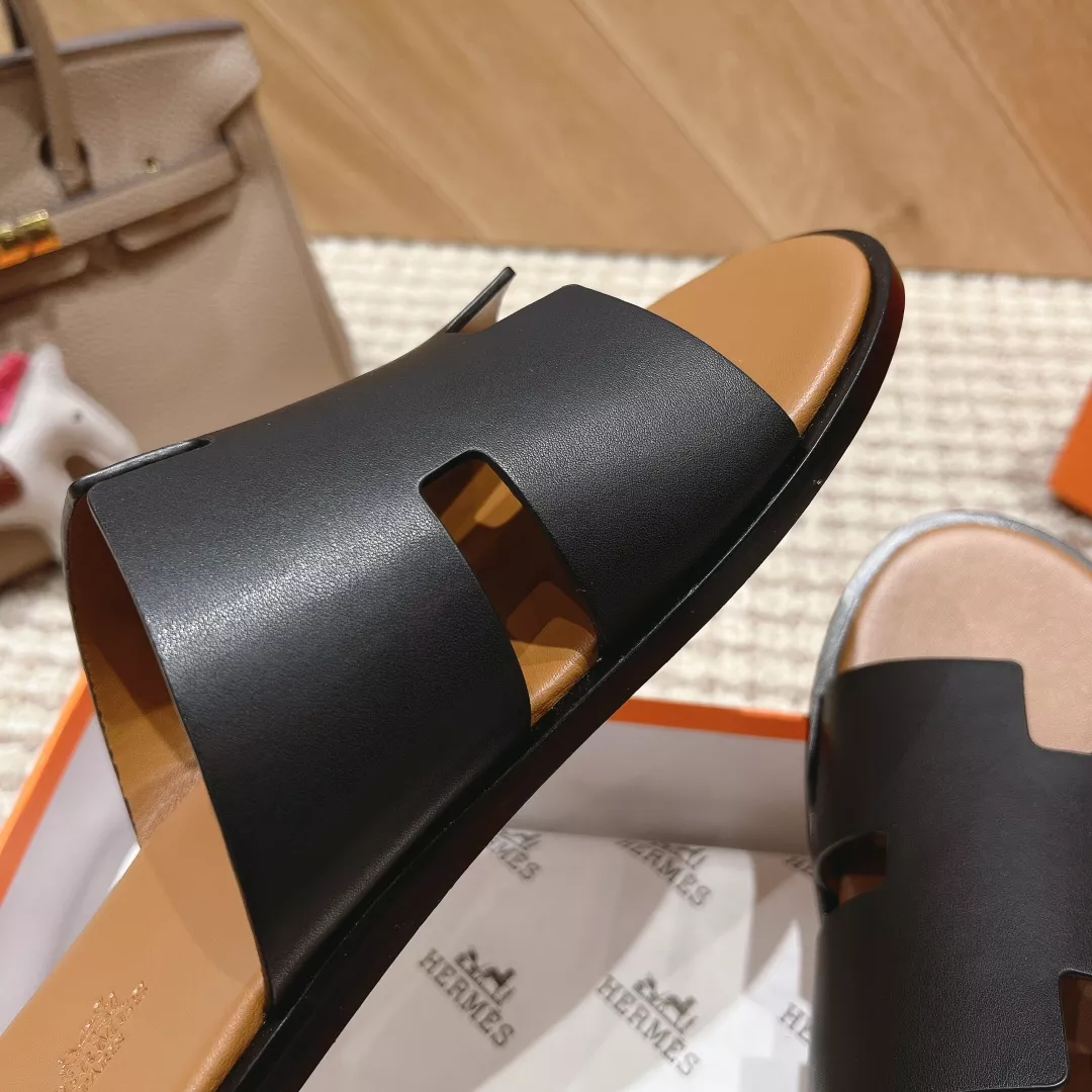 Cozy 5848 Hermes Slippers For Men