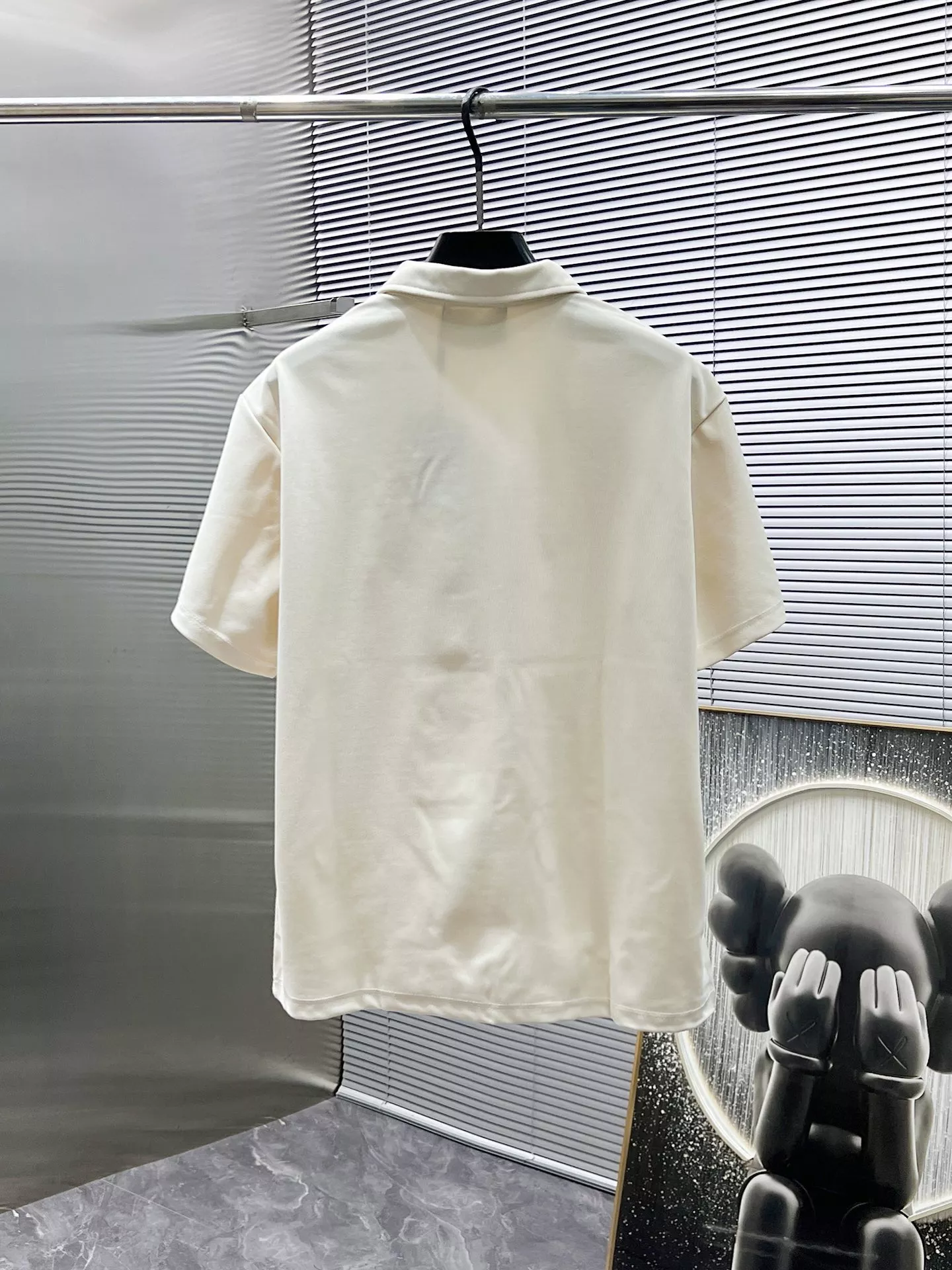 Cozy 5928 Balenciaga Fashion Tracksuits Short Sleeved For Men