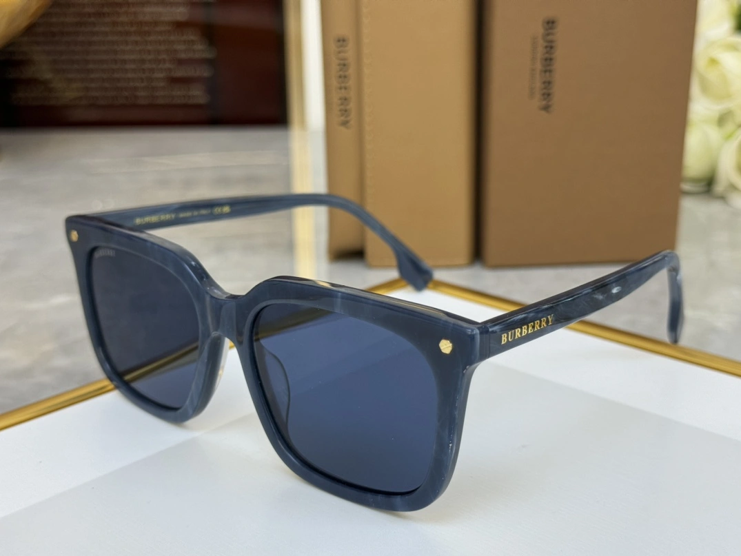 Cozy 625 Burberry AAA Quality Sunglasses