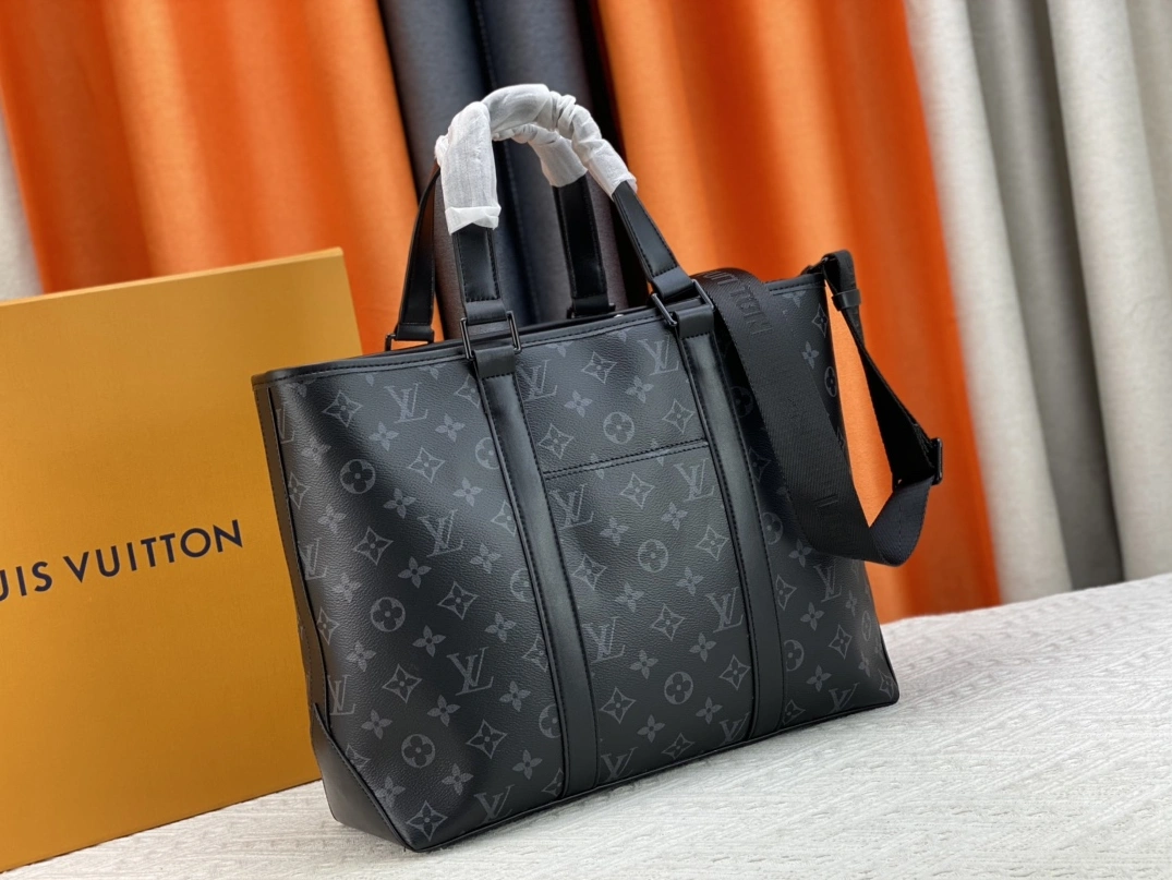 Cozy 6308 Louis Vuitton AAA Man Handbags