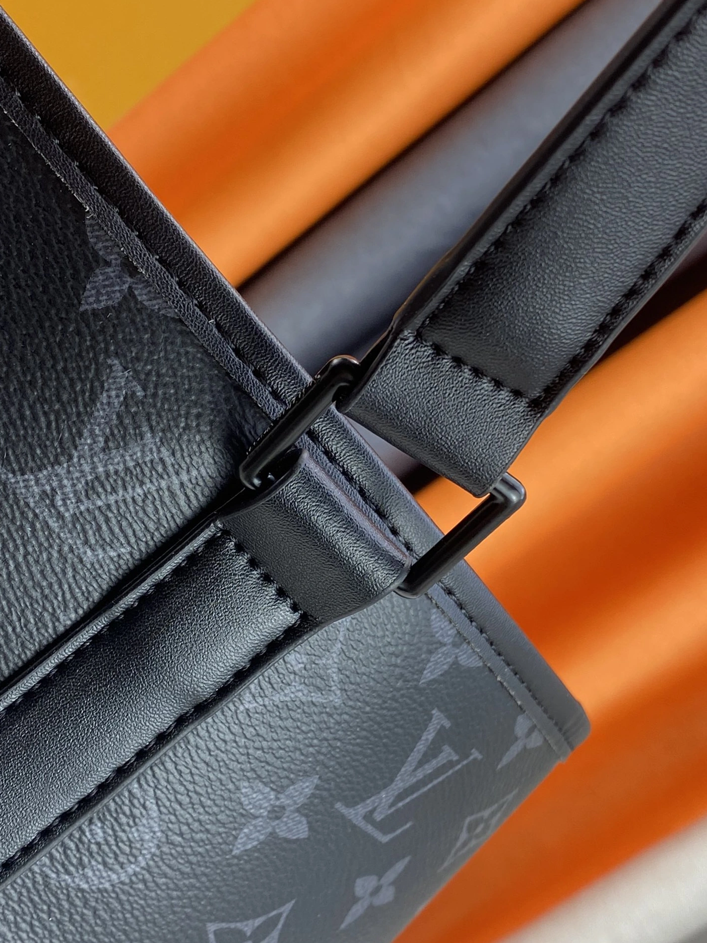 Cozy 6308 Louis Vuitton AAA Man Handbags