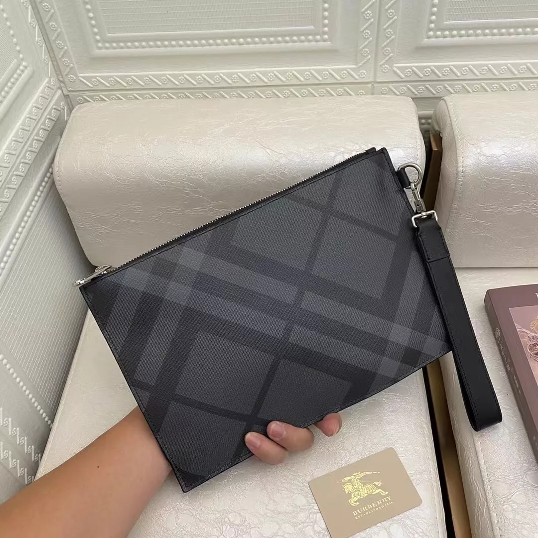 Cozy 6403 Burberry AAA Man Wallets