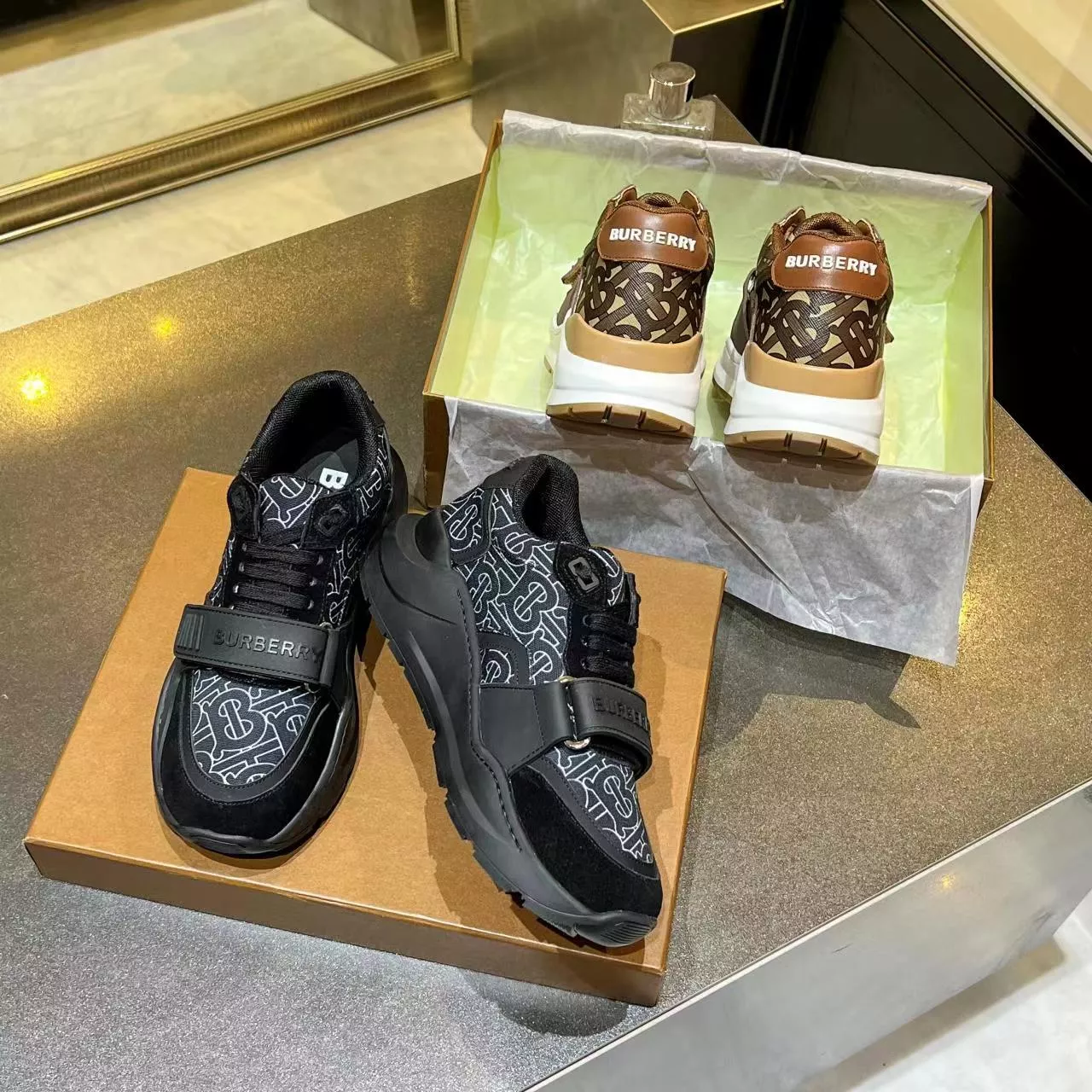 Cozy 6452 Burberry Casual Shoes For Men