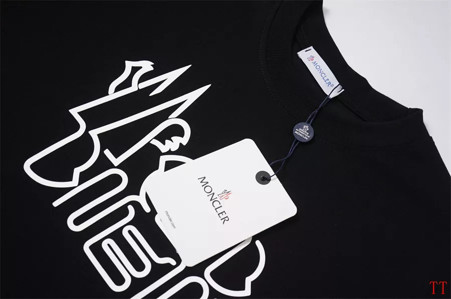 Cozy 6501 Moncler T-Shirts Short Sleeved For Unisex