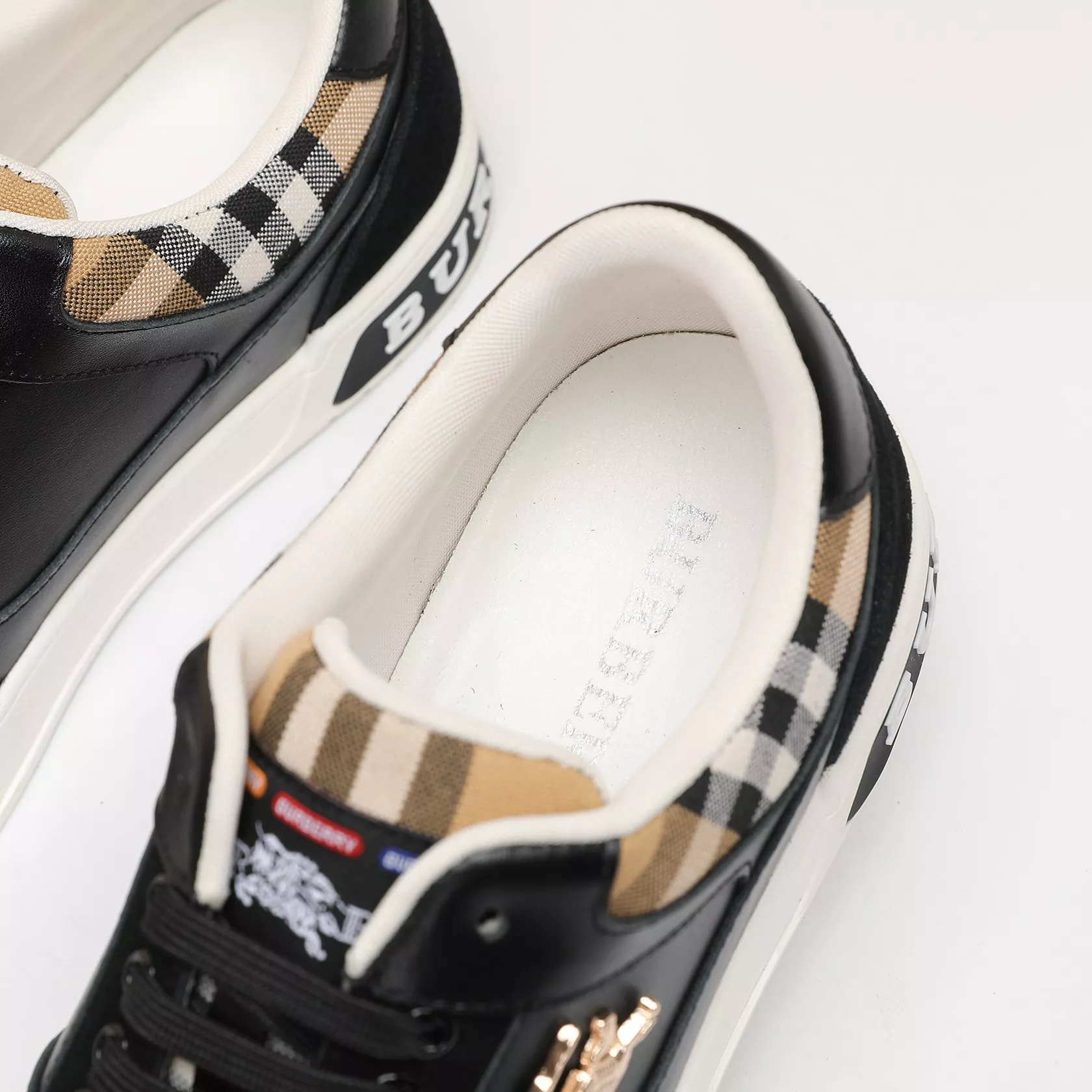 Cozy 6521 Burberry Casual Shoes For Men