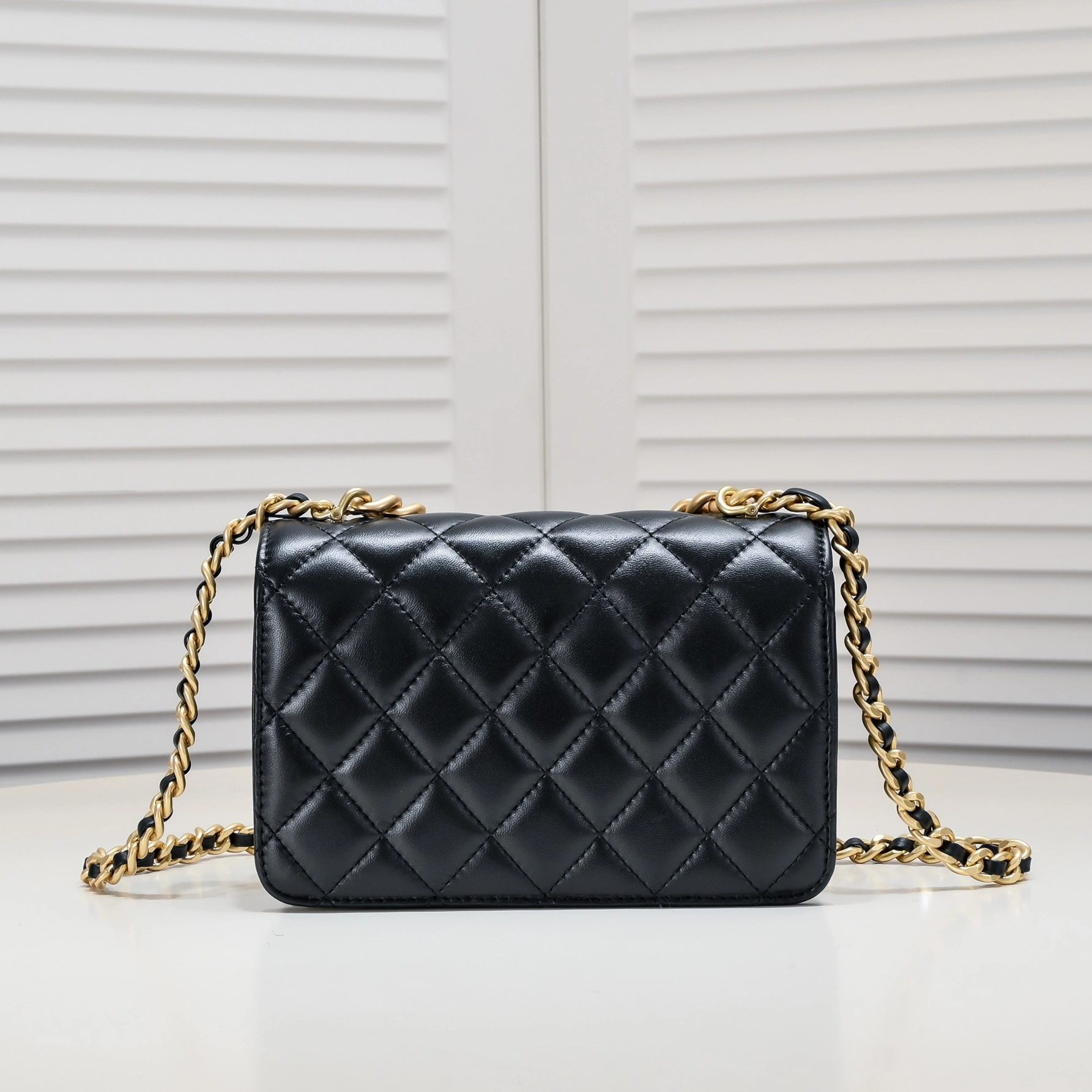 Cozy 6614 Chanel AAA Quality Messenger Bags For Women