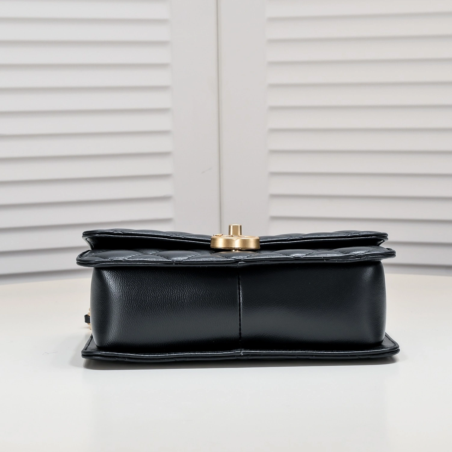 Cozy 6614 Chanel AAA Quality Messenger Bags For Women
