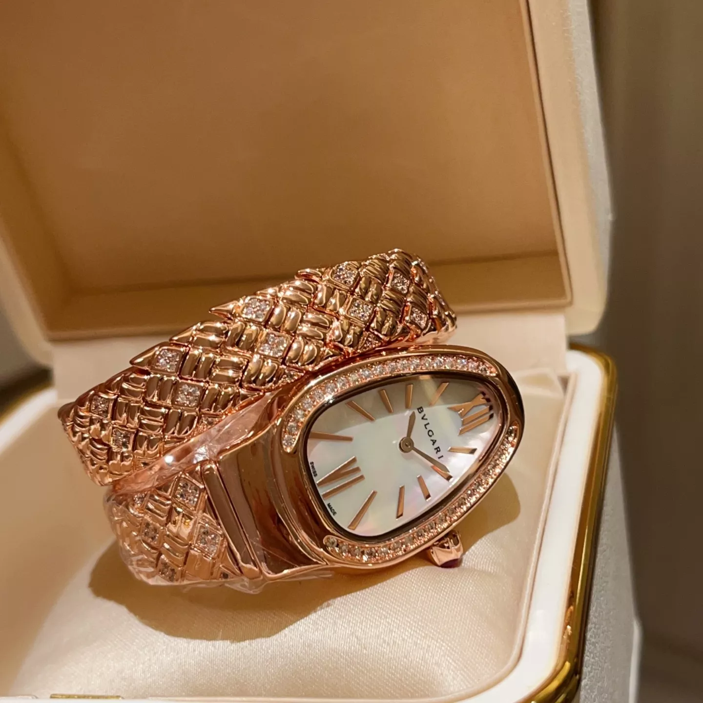 Cozy 6747 Bvlgari AAA Quality Watches For Women