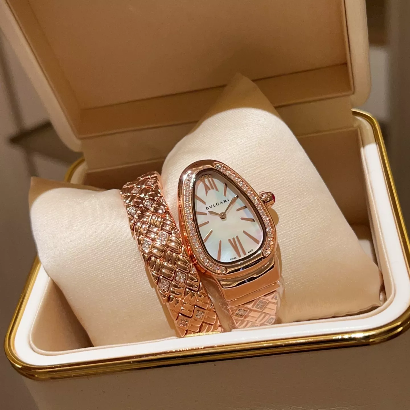 Cozy 6747 Bvlgari AAA Quality Watches For Women