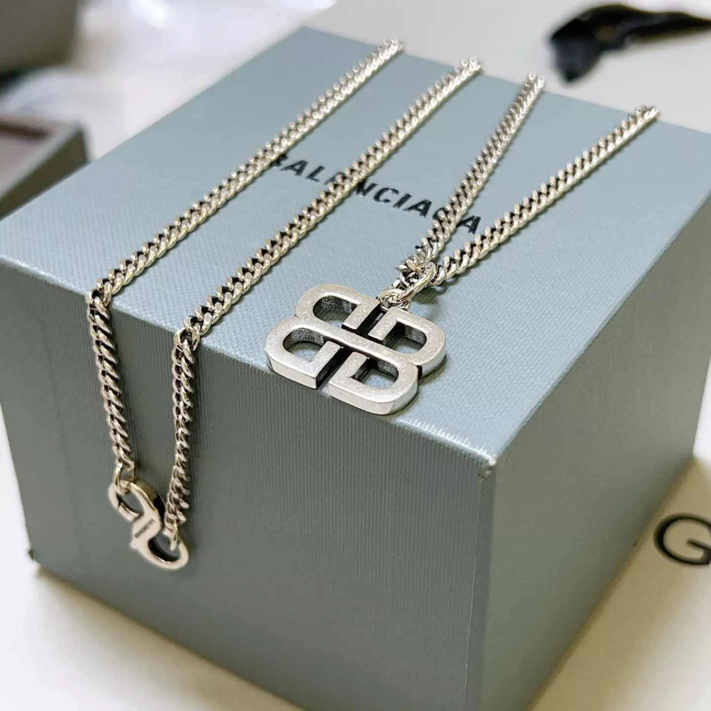 Cozy 7061 Balenciaga Necklaces
