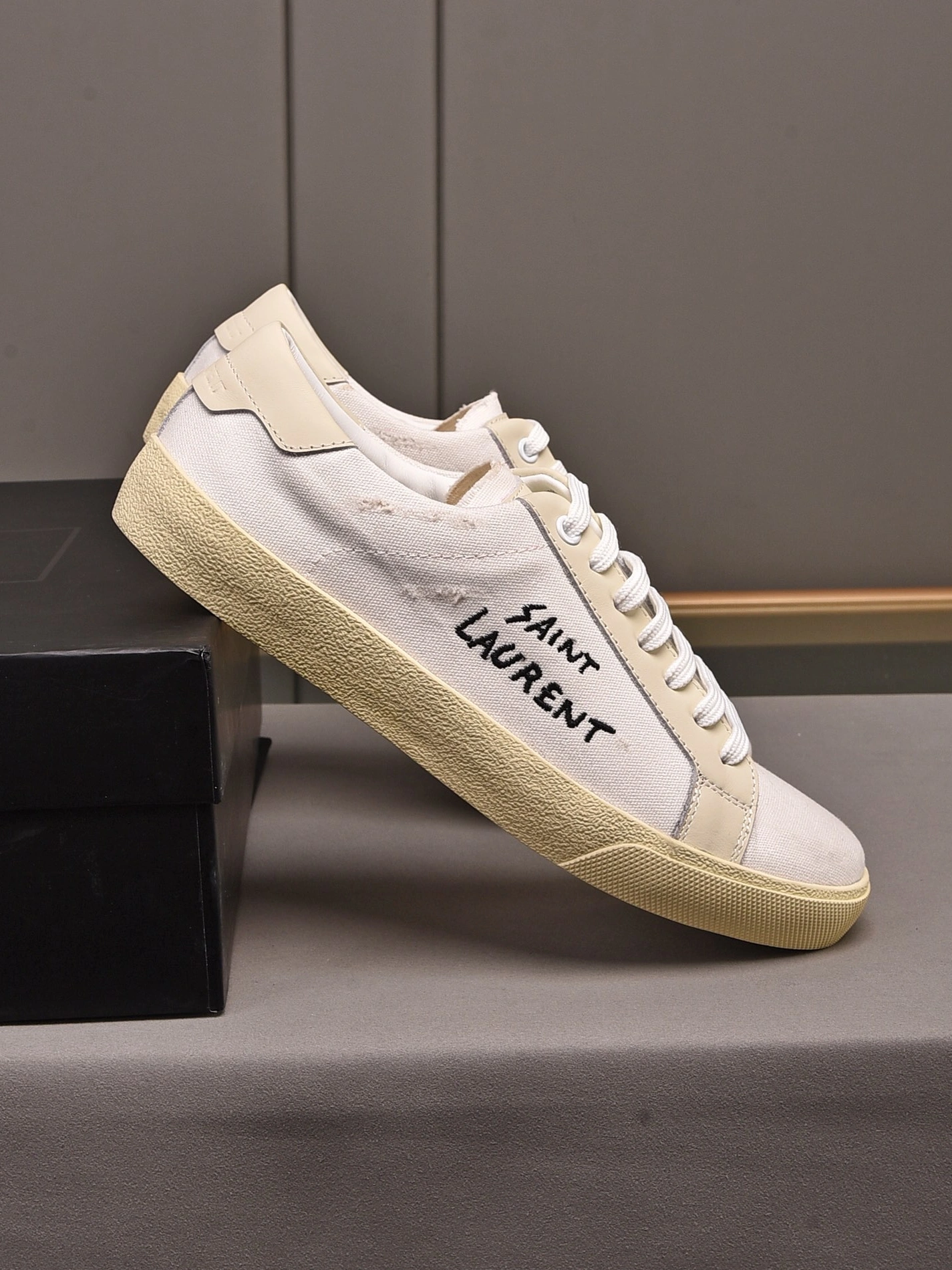 Cozy 7073 Yves Saint Laurent YSL Shoes For Men