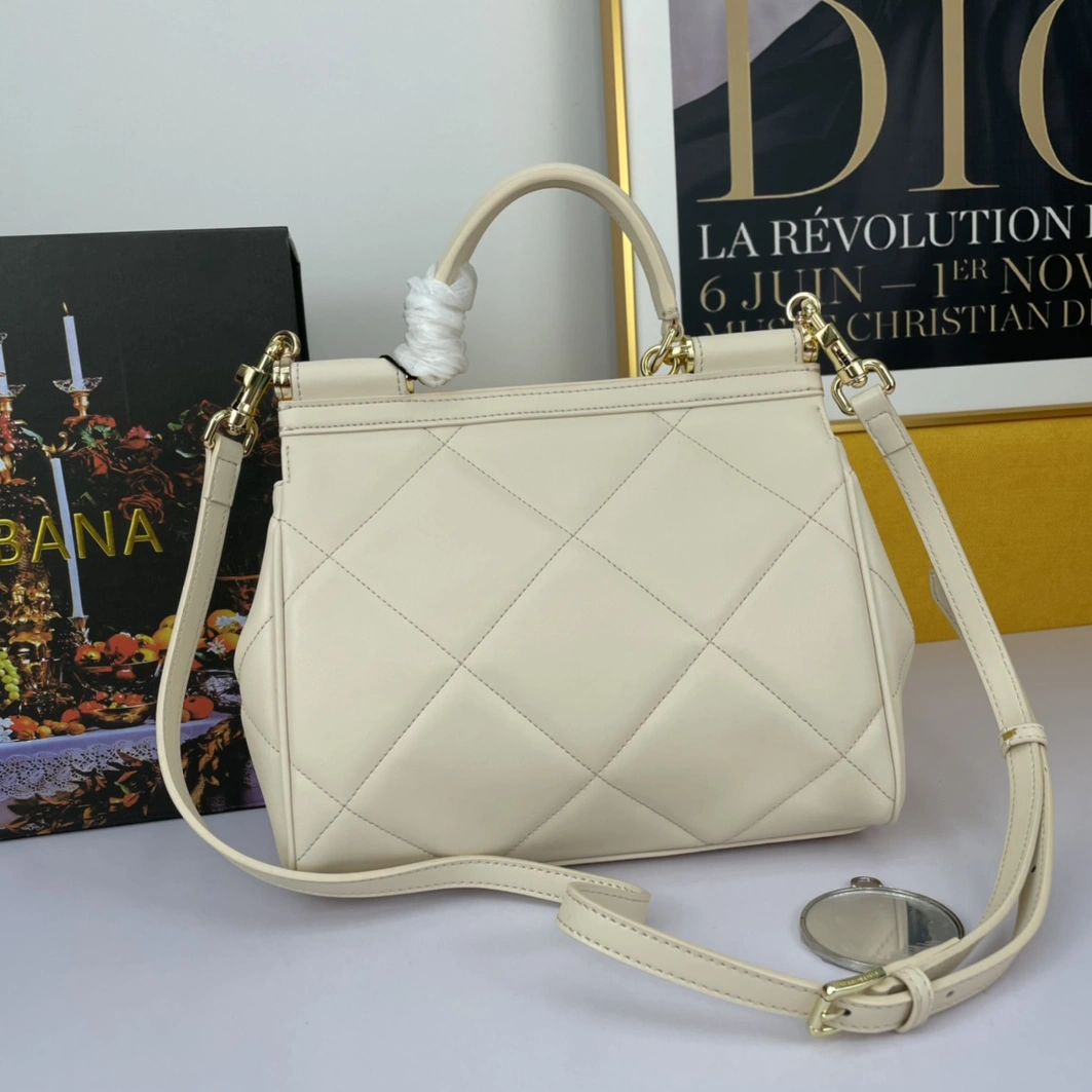 Cozy 7175 Dolce & Gabbana AAA Quality Handbags For Women