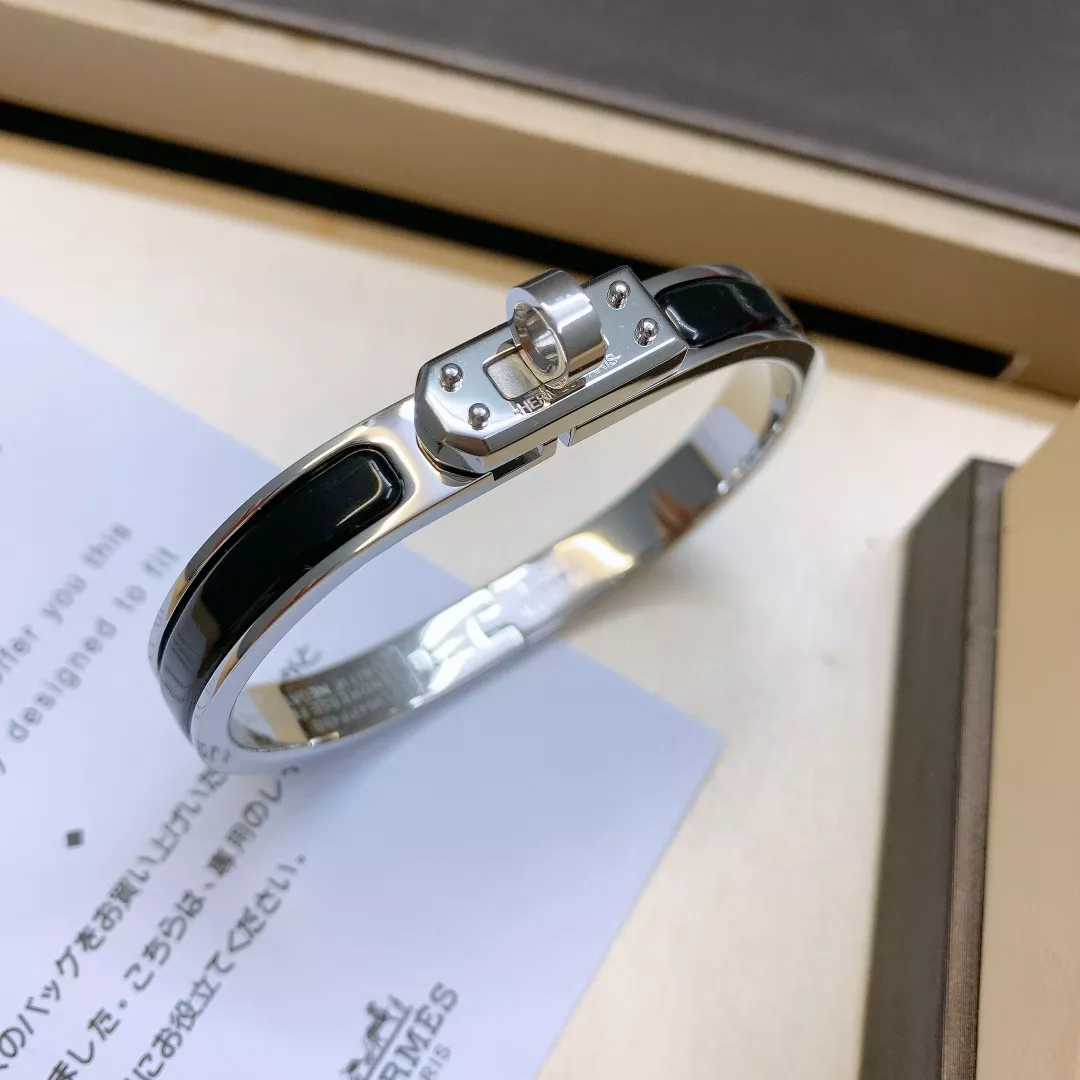 Cozy 7336 Hermes Bracelets